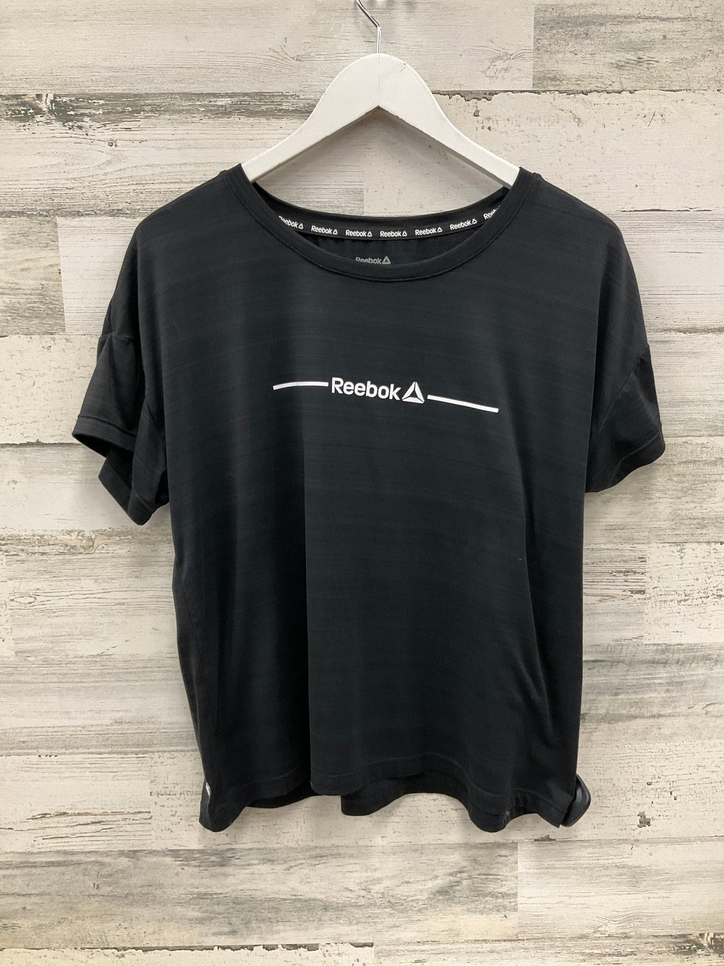 Top Short Sleeve By Reebok In Black, Size: L