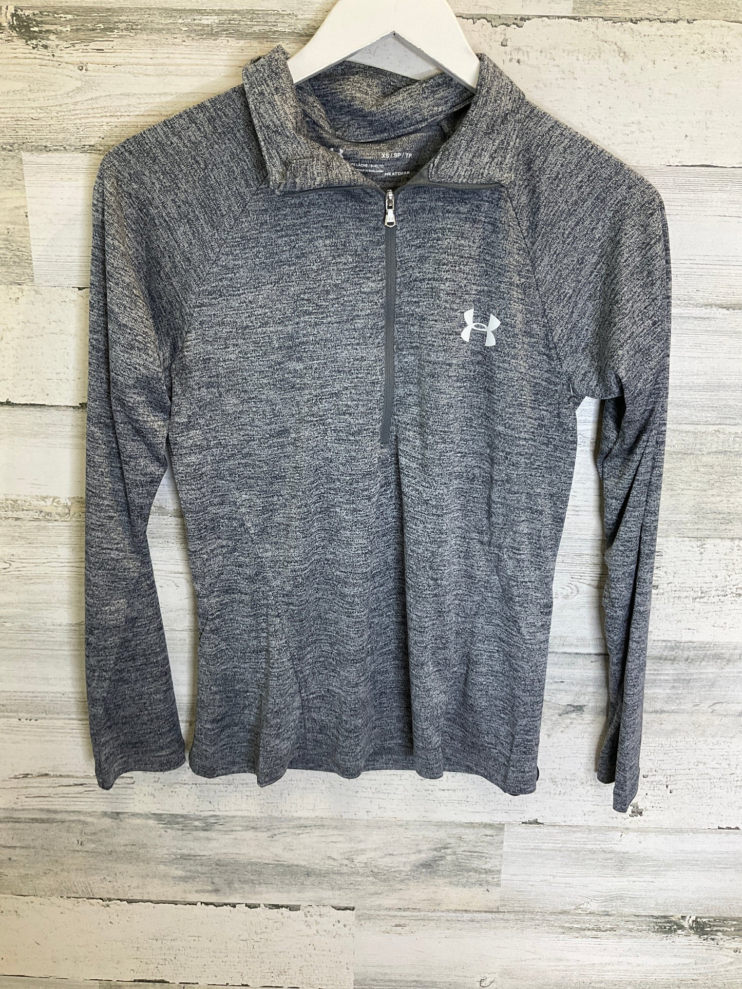 Grey Athletic Top Long Sleeve Collar Under Armour, Size Xs