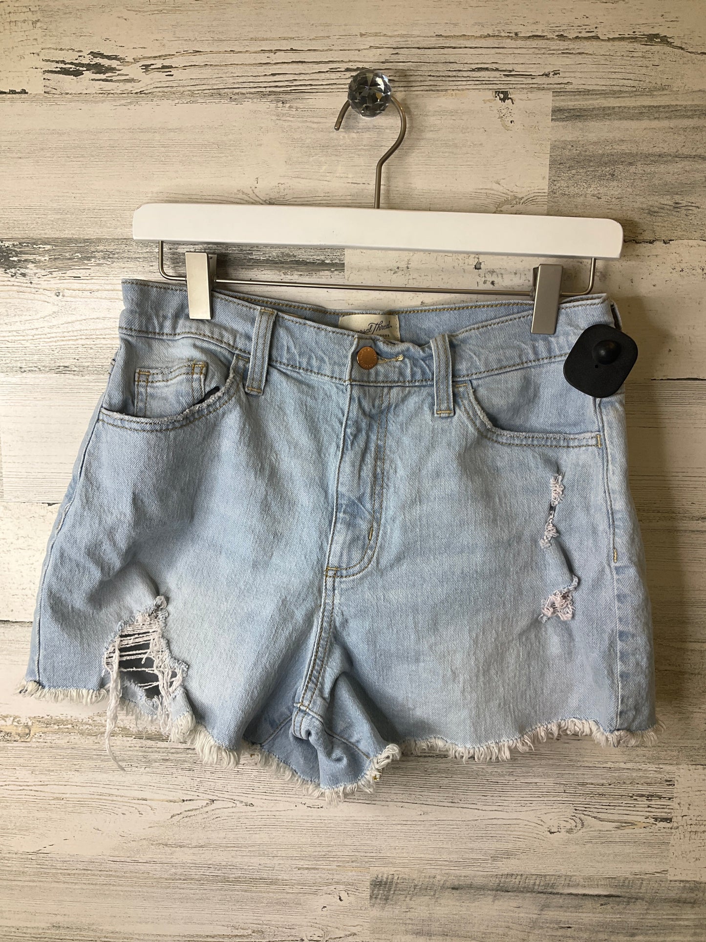 Shorts By Universal Thread  Size: 6