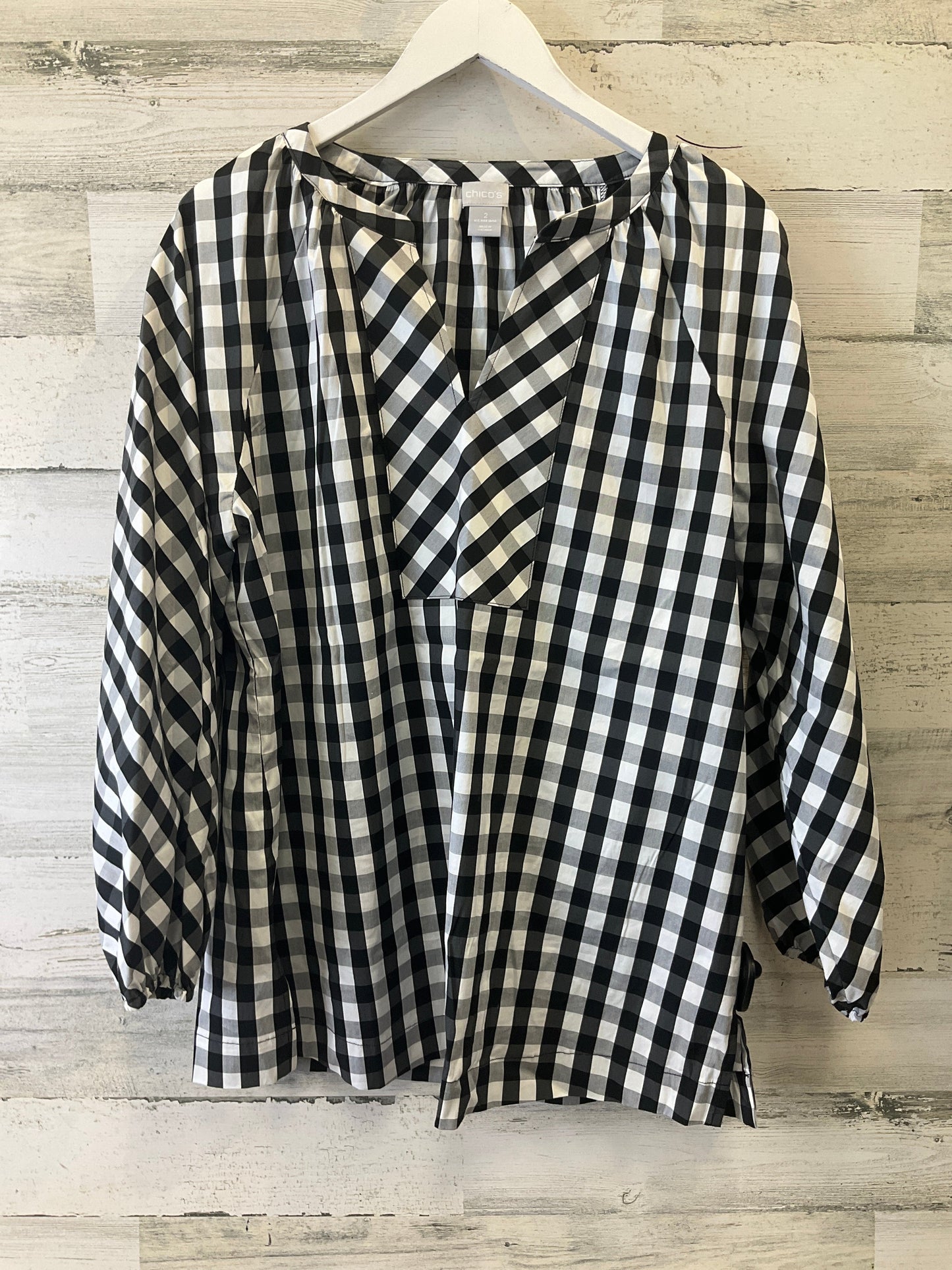 Black & White Top Long Sleeve Chicos, Size L