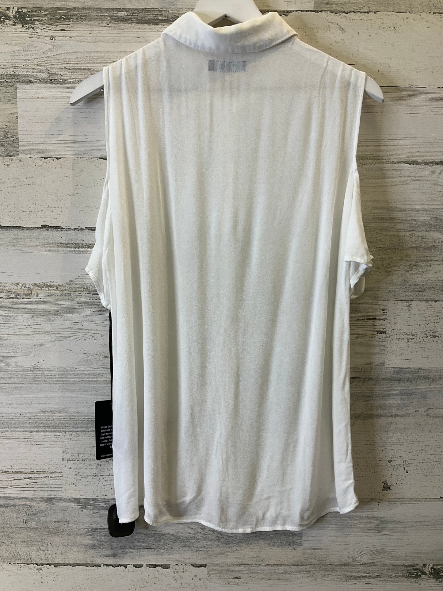 White Top Short Sleeve Clothes Mentor, Size S