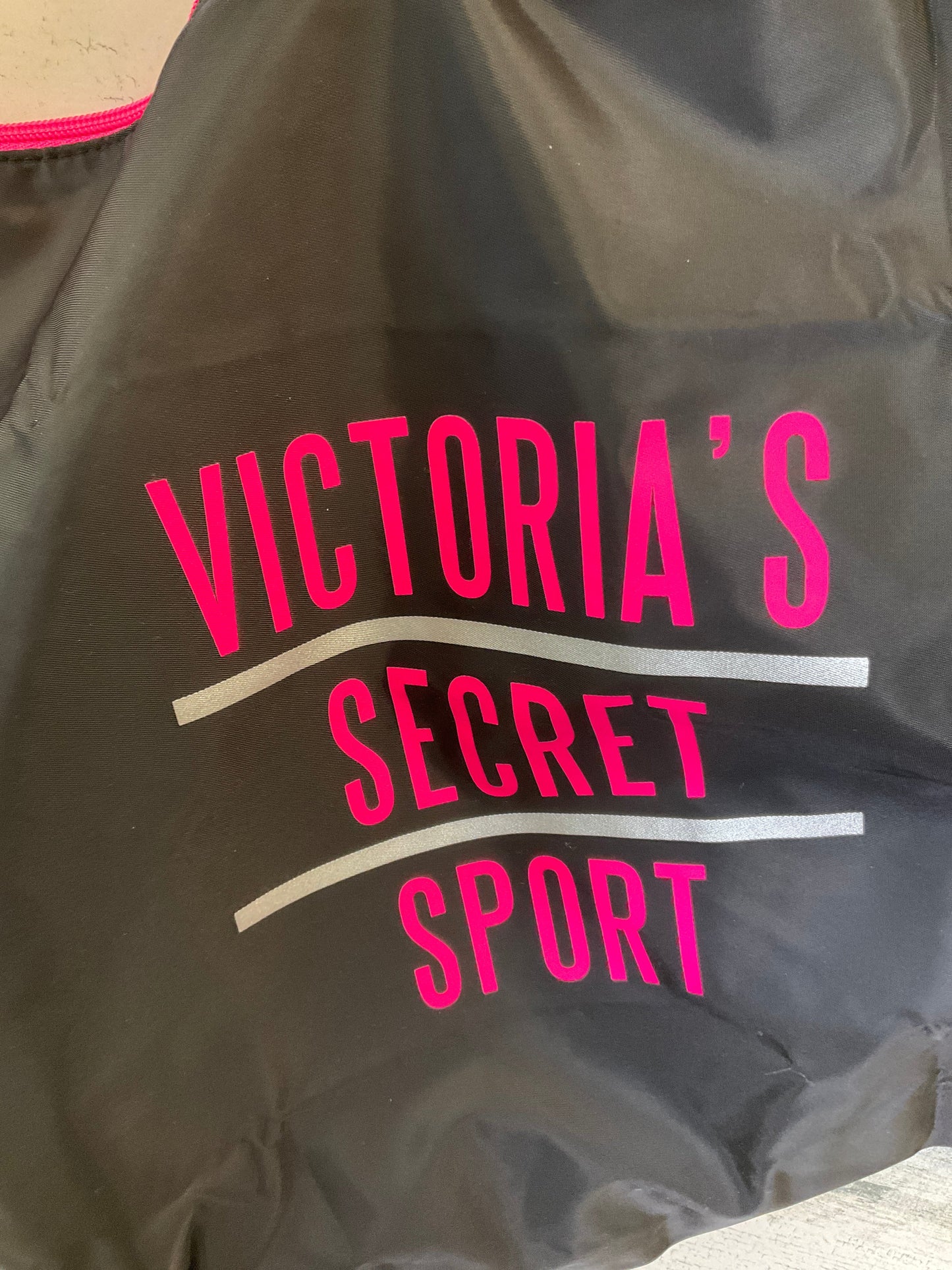 Tote Victorias Secret, Size Medium