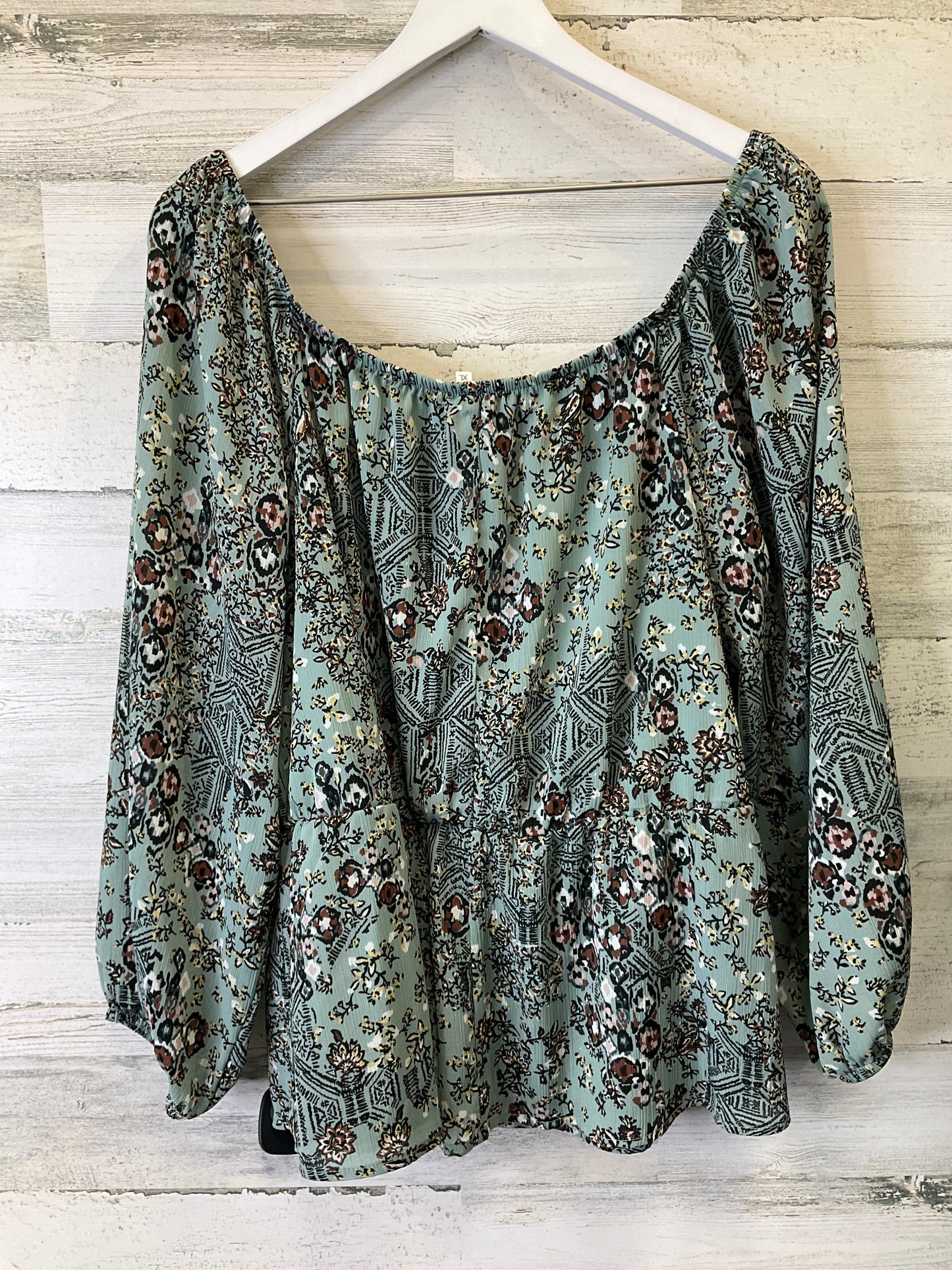 Green Top Long Sleeve Maurices, Size Xl