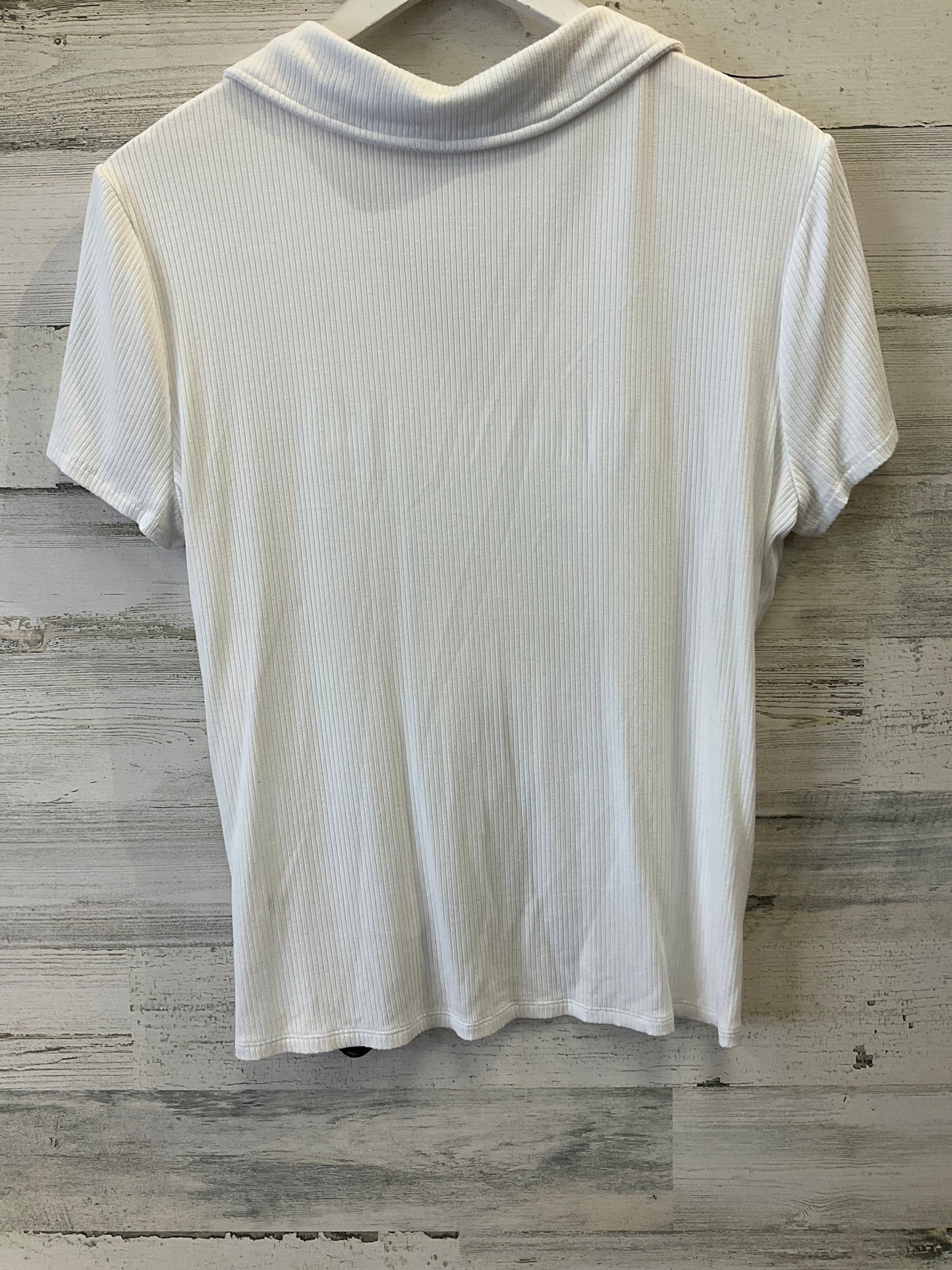 White Top Short Sleeve Cato, Size L