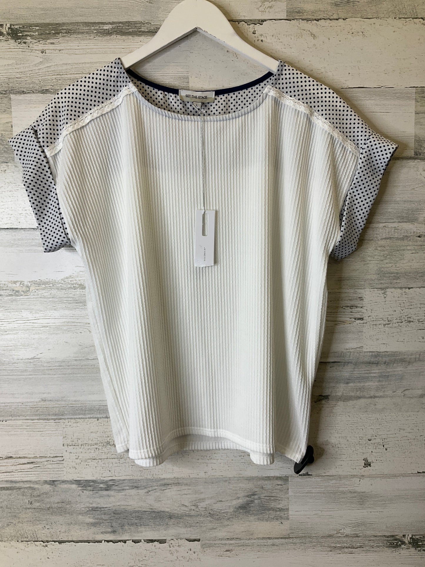 Top Short Sleeve By Clothes Mentor  Size: L