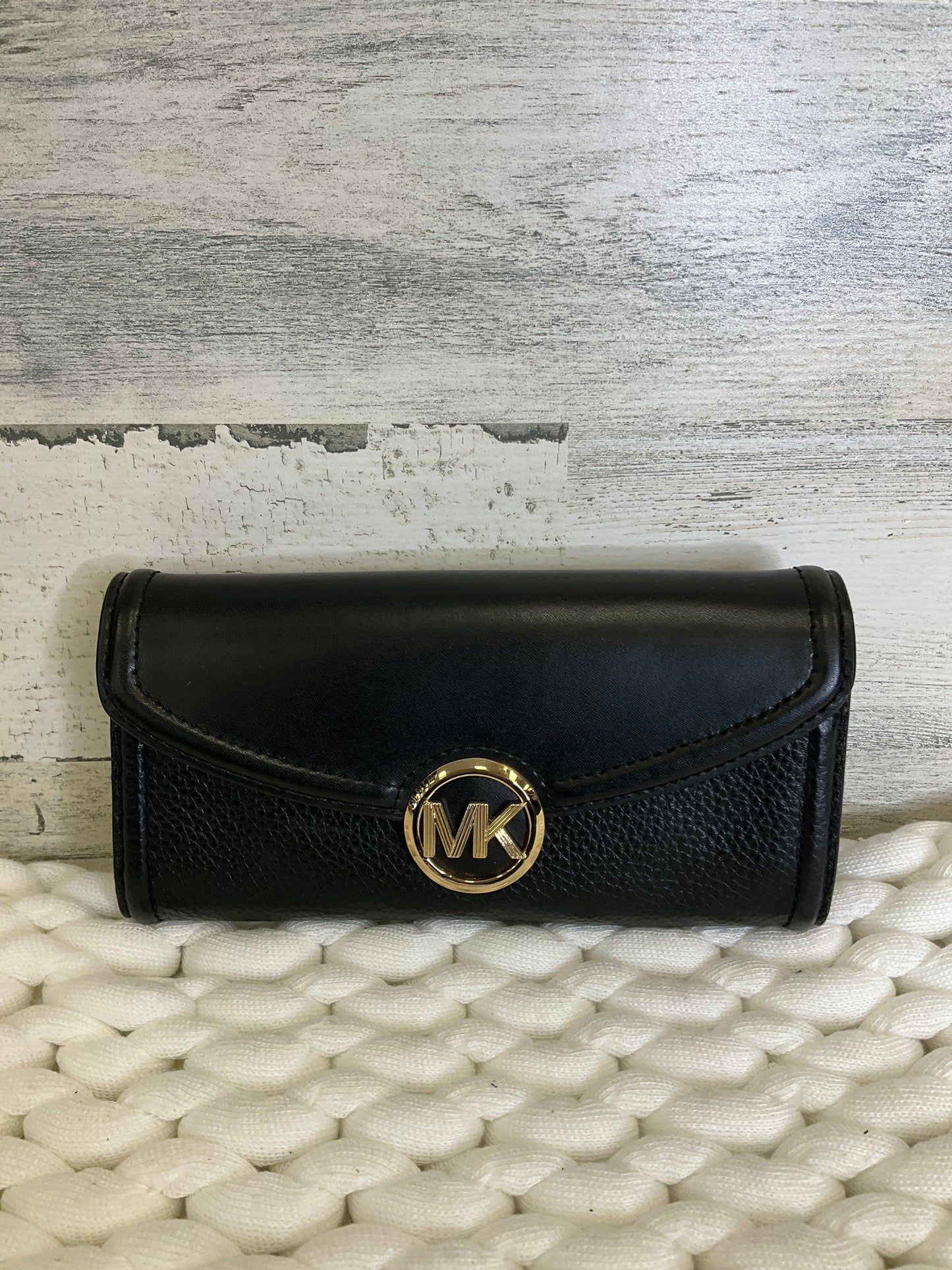 Wallet Leather By Michael Kors, Size: Medium