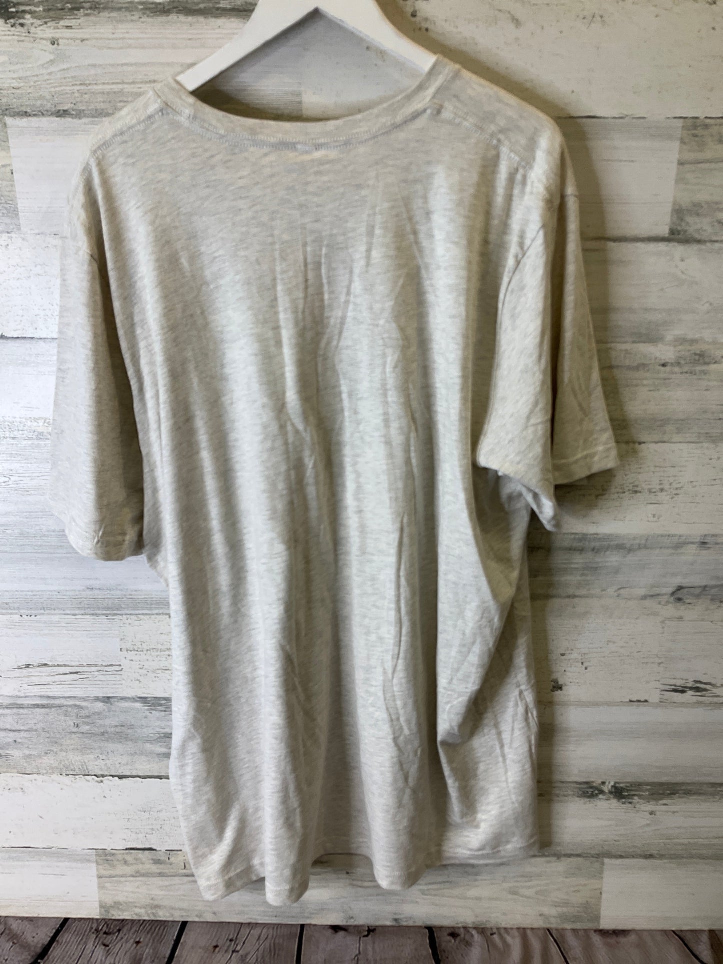 Top Short Sleeve By Cmc In Grey, Size: 3x