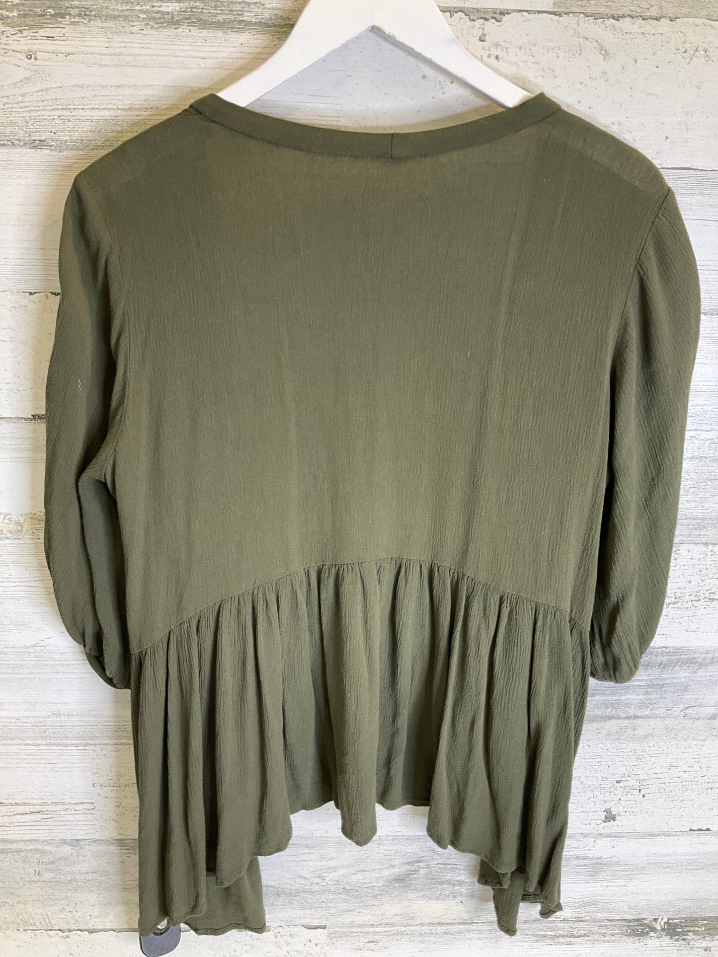 Green Cardigan Clothes Mentor, Size M