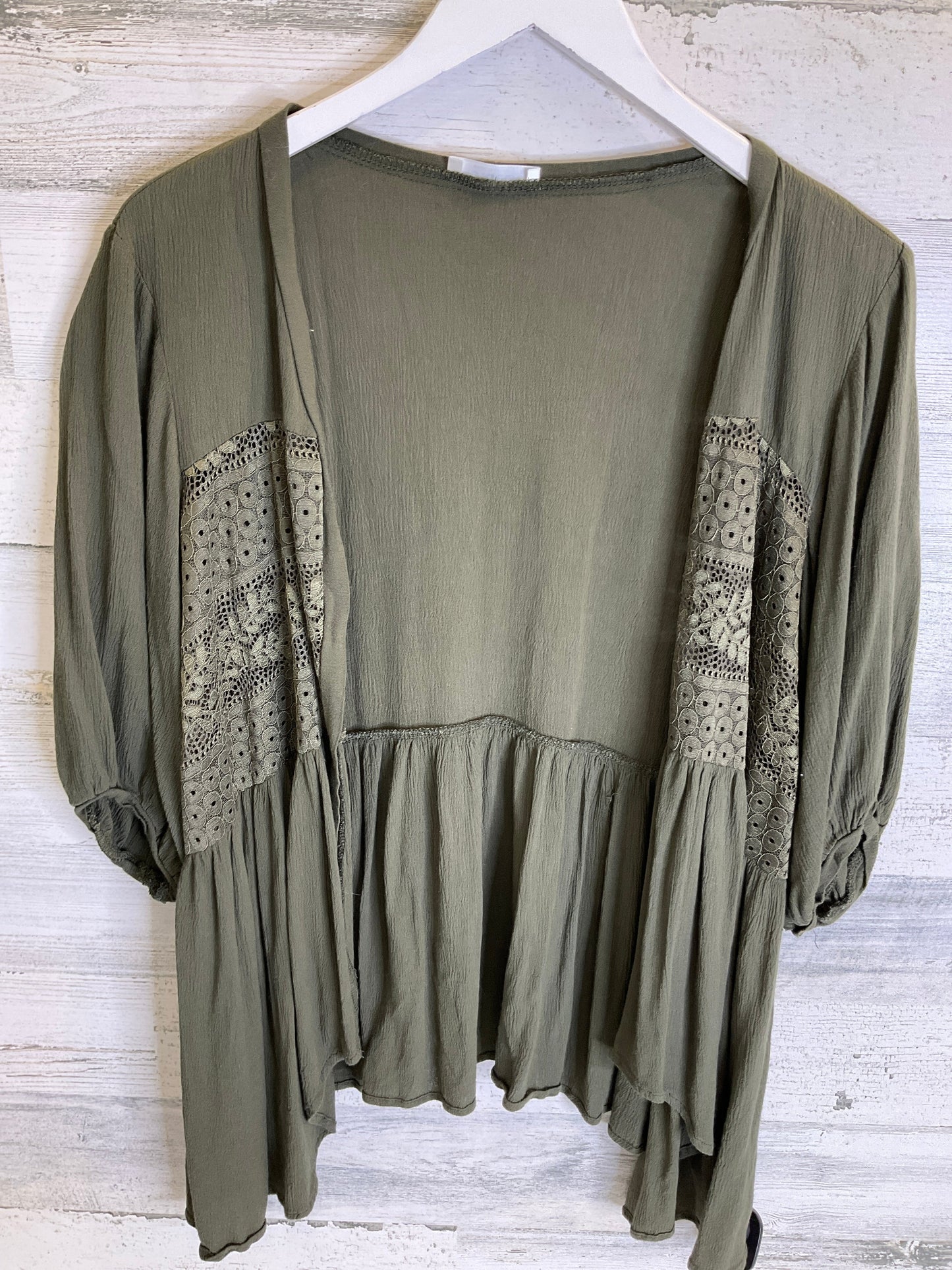 Green Cardigan Clothes Mentor, Size M