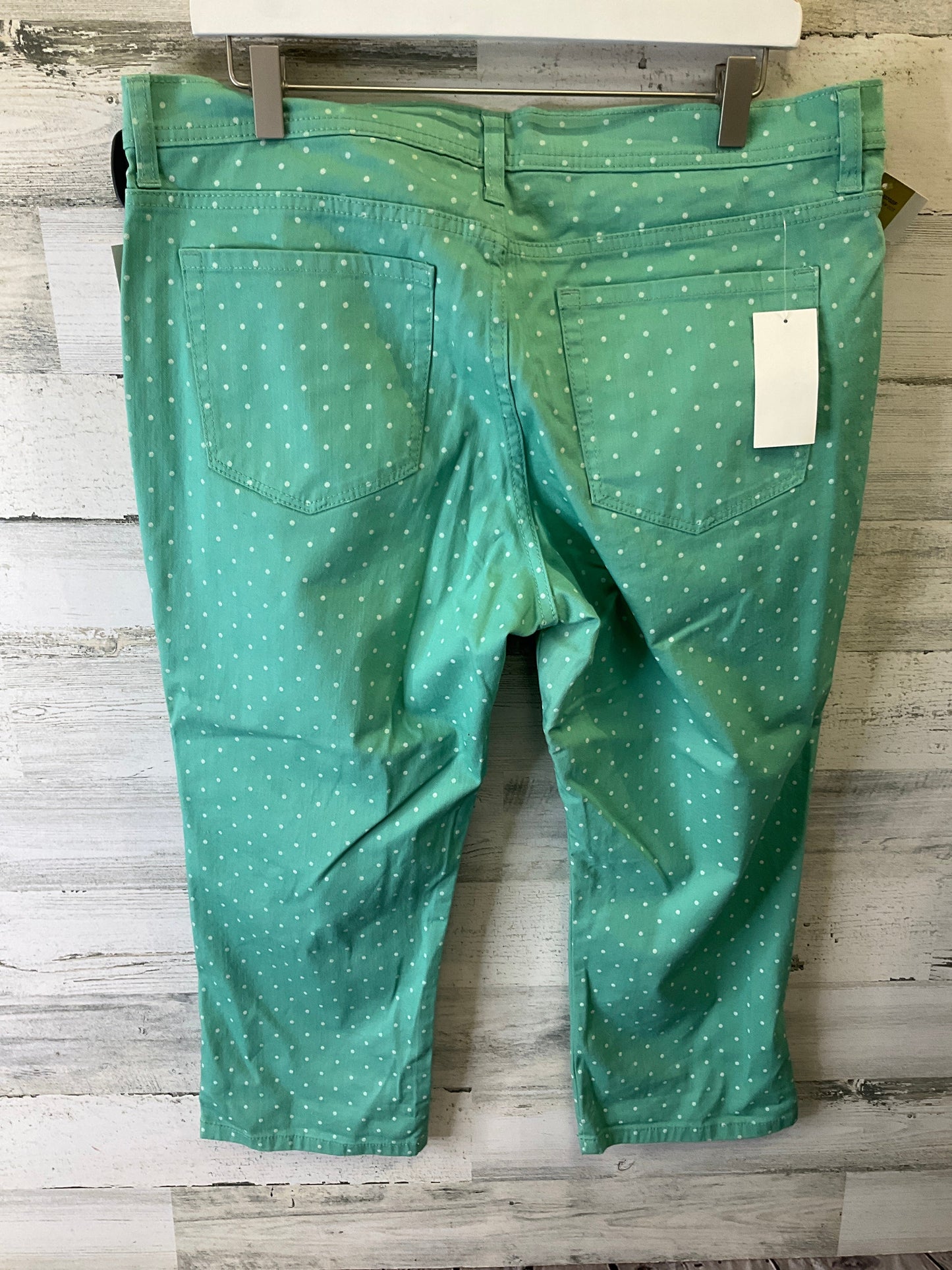 Green Pants Cropped Lee, Size 16