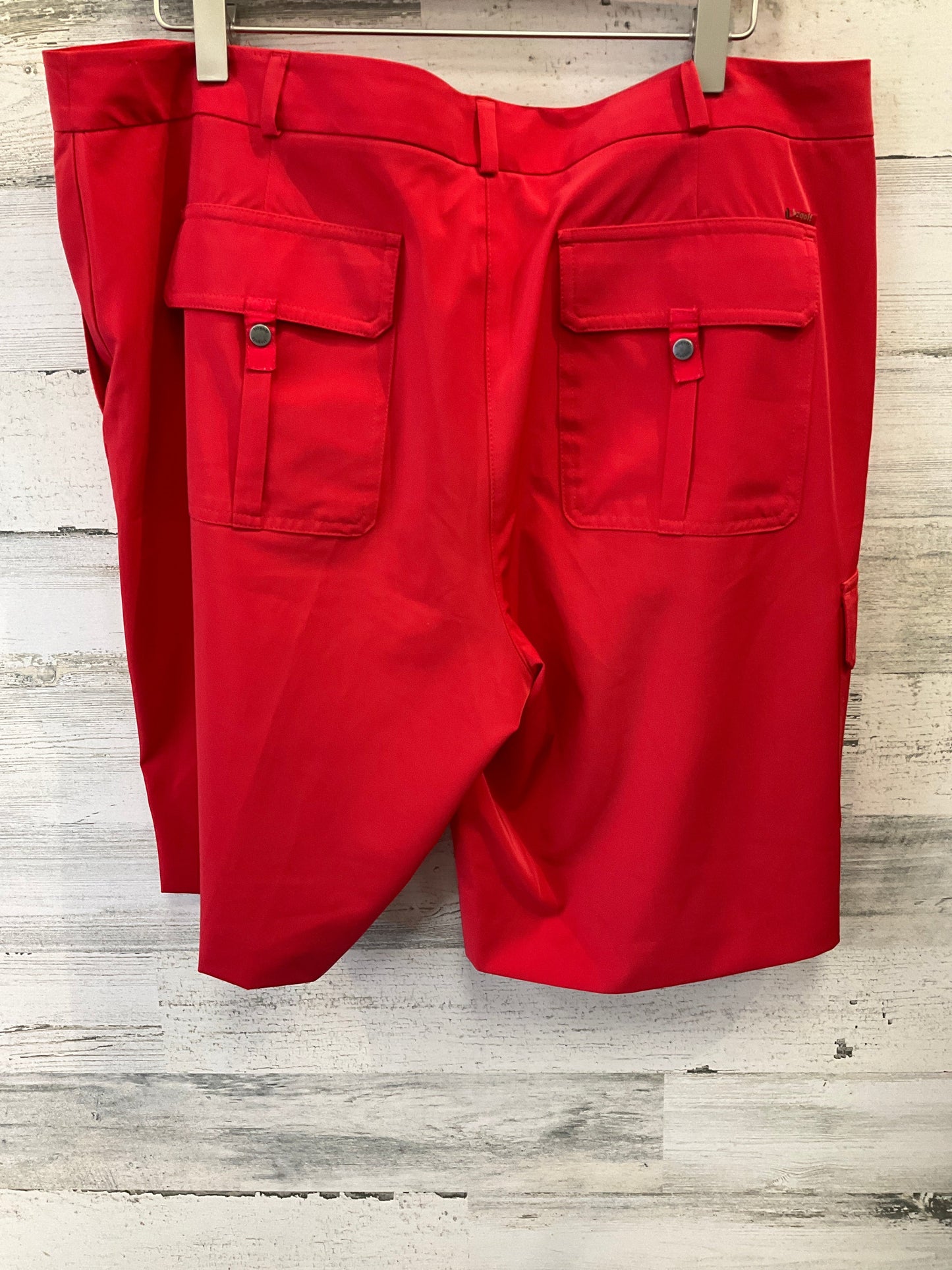 Red Shorts Liz Golf, Size 16