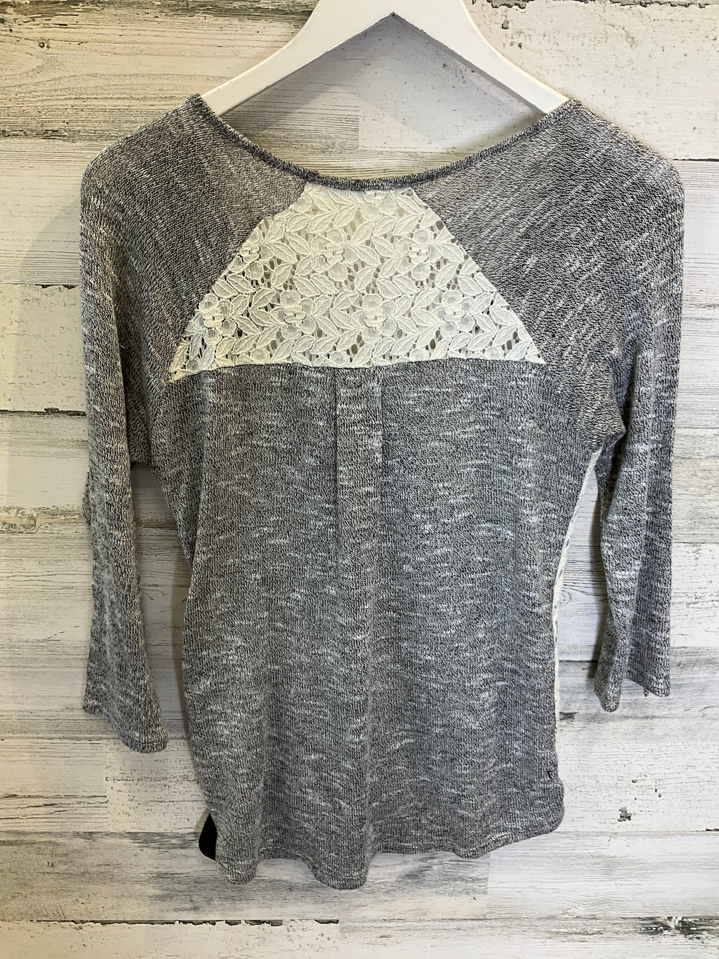 Grey & White Top Long Sleeve Maurices, Size S