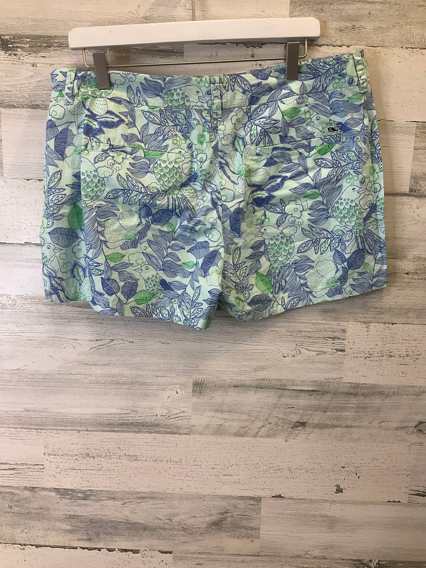 Aqua Shorts Vineyard Vines, Size 12