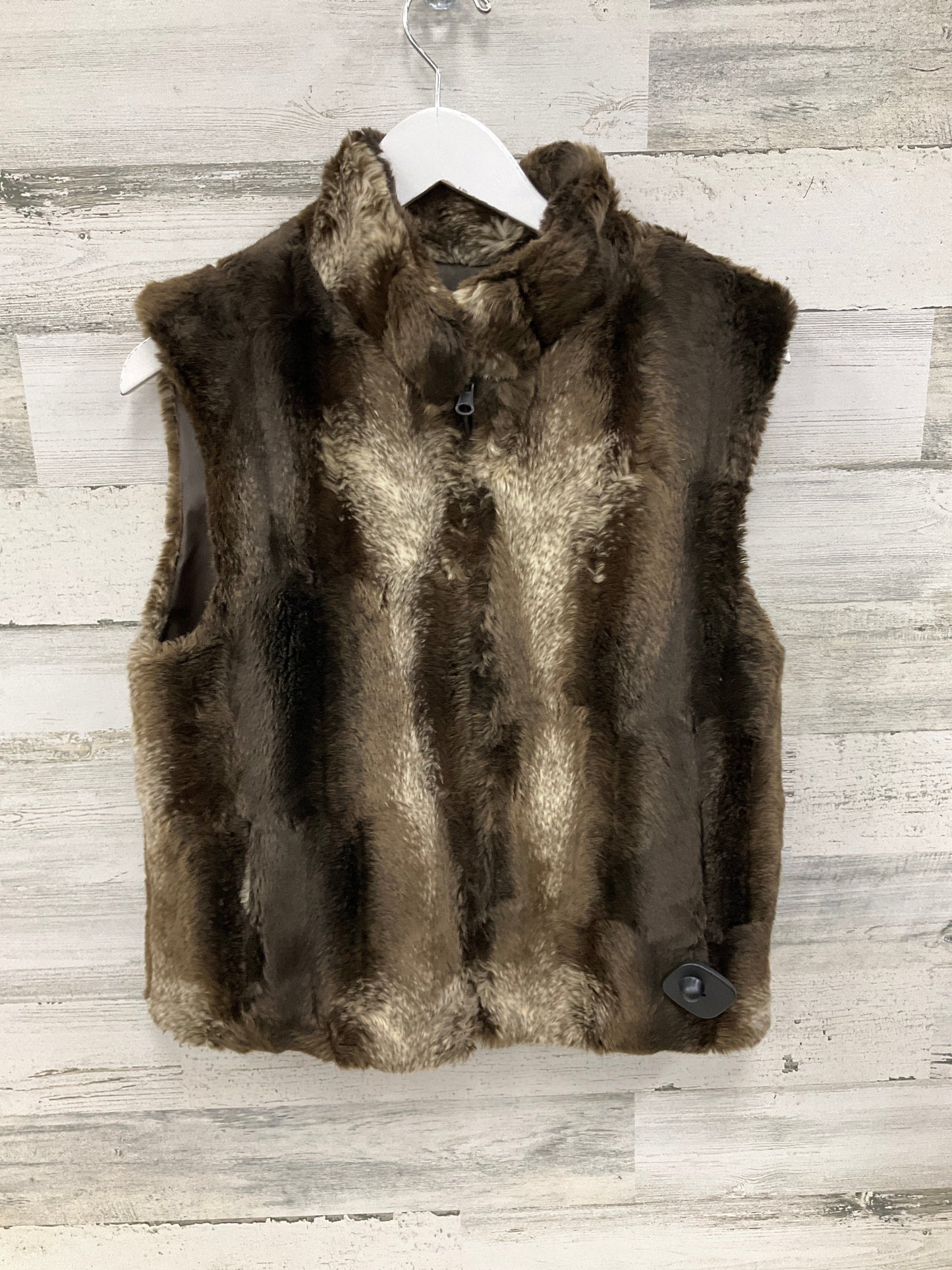 Vest Faux Fur & Sherpa By Clothes Mentor In Brown, Size: S