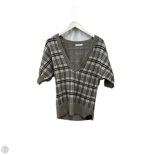Sweater Short Sleeve By Charlotte Russe In Grey, Size: M