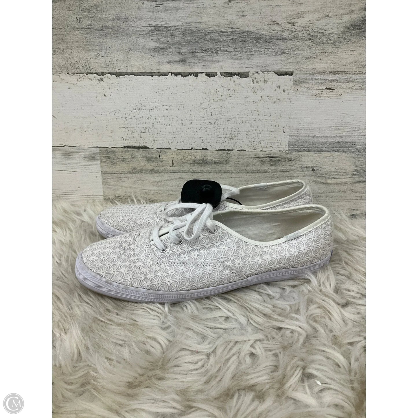 Shoes Sneakers By Keds In White, Size: 10