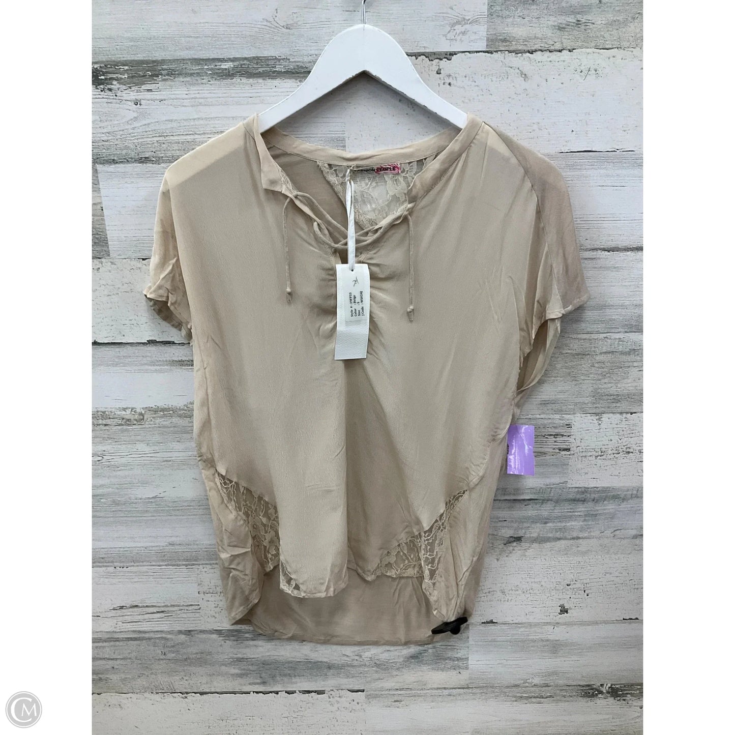 Top Short Sleeve By Clothes Mentor In Taupe, Size: S