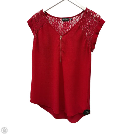 Top Sleeveless By Clothes Mentor In Red, Size: M