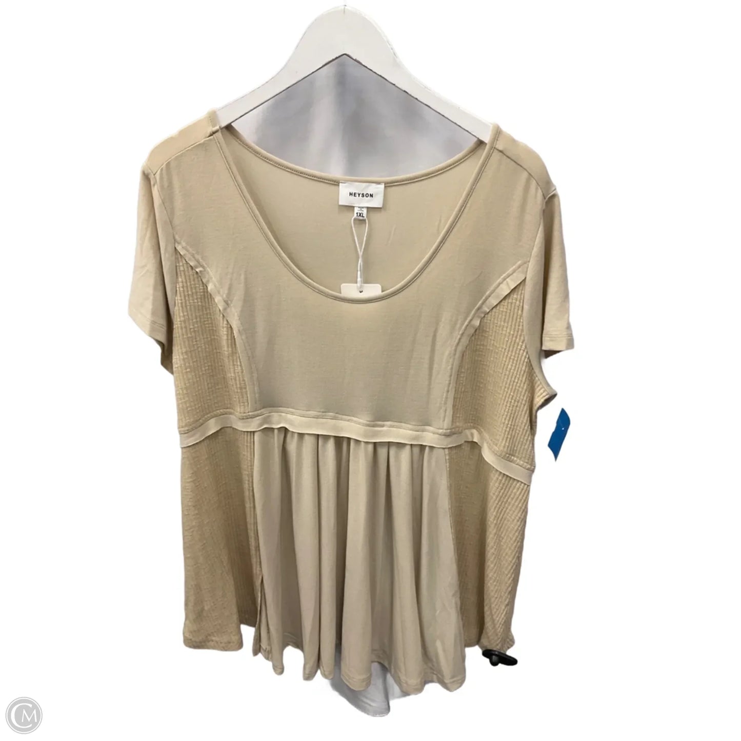 Top Short Sleeve By Heyson In Beige, Size: 1x