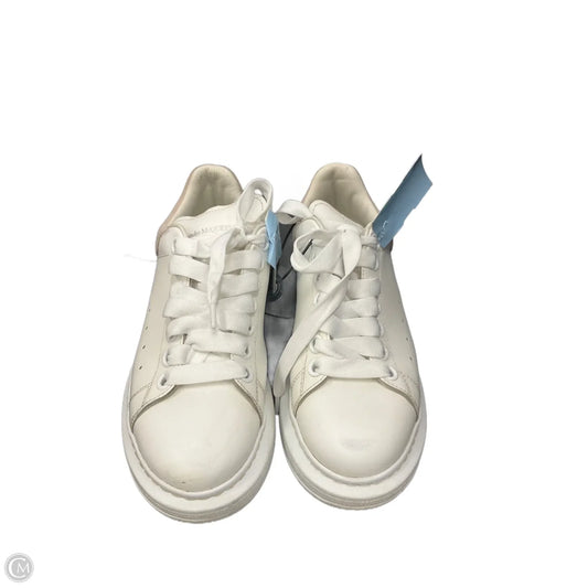 Shoes Luxury Designer By Alexander Mcqueen In White, Size: 6.5
