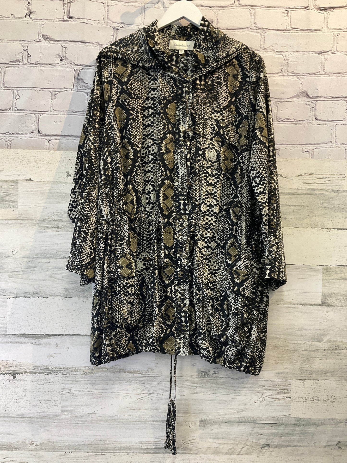 Animal Print Jacket Utility Daniel Rainn, Size 1x