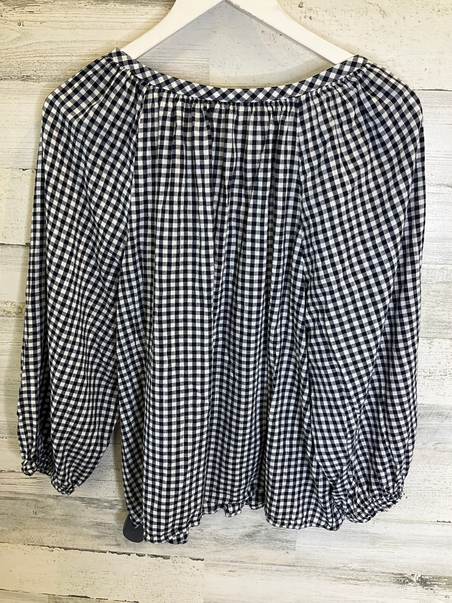 Black & White Top 3/4 Sleeve Gap, Size Xl