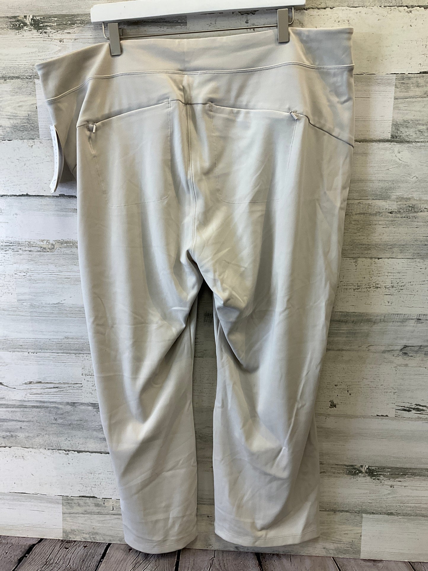 Cream Athletic Pants Athleta, Size 24