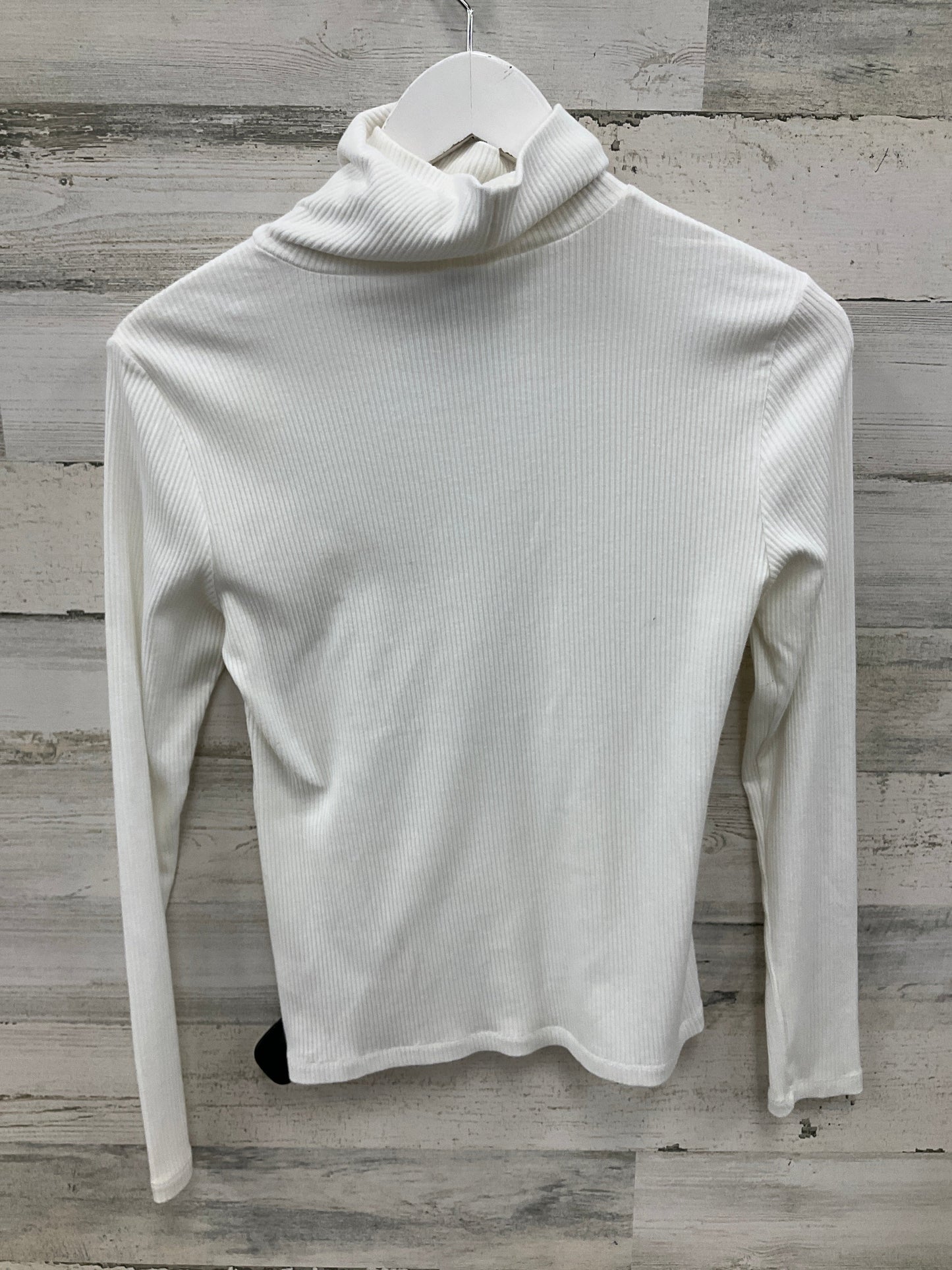 Top Long Sleeve Basic By Old Navy In White, Size: S