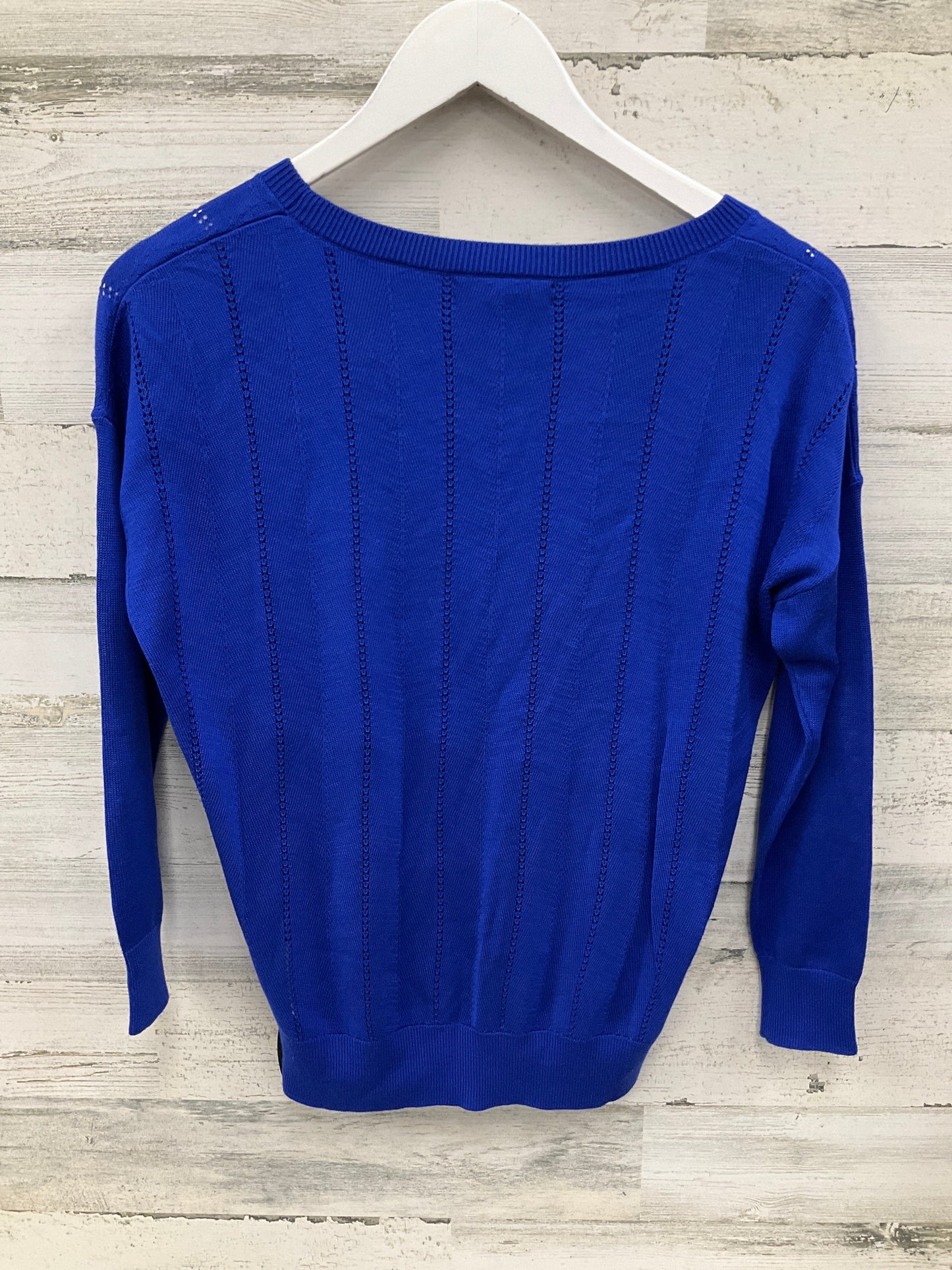 Top Long Sleeve By Banana Republic In Blue, Size: Xs