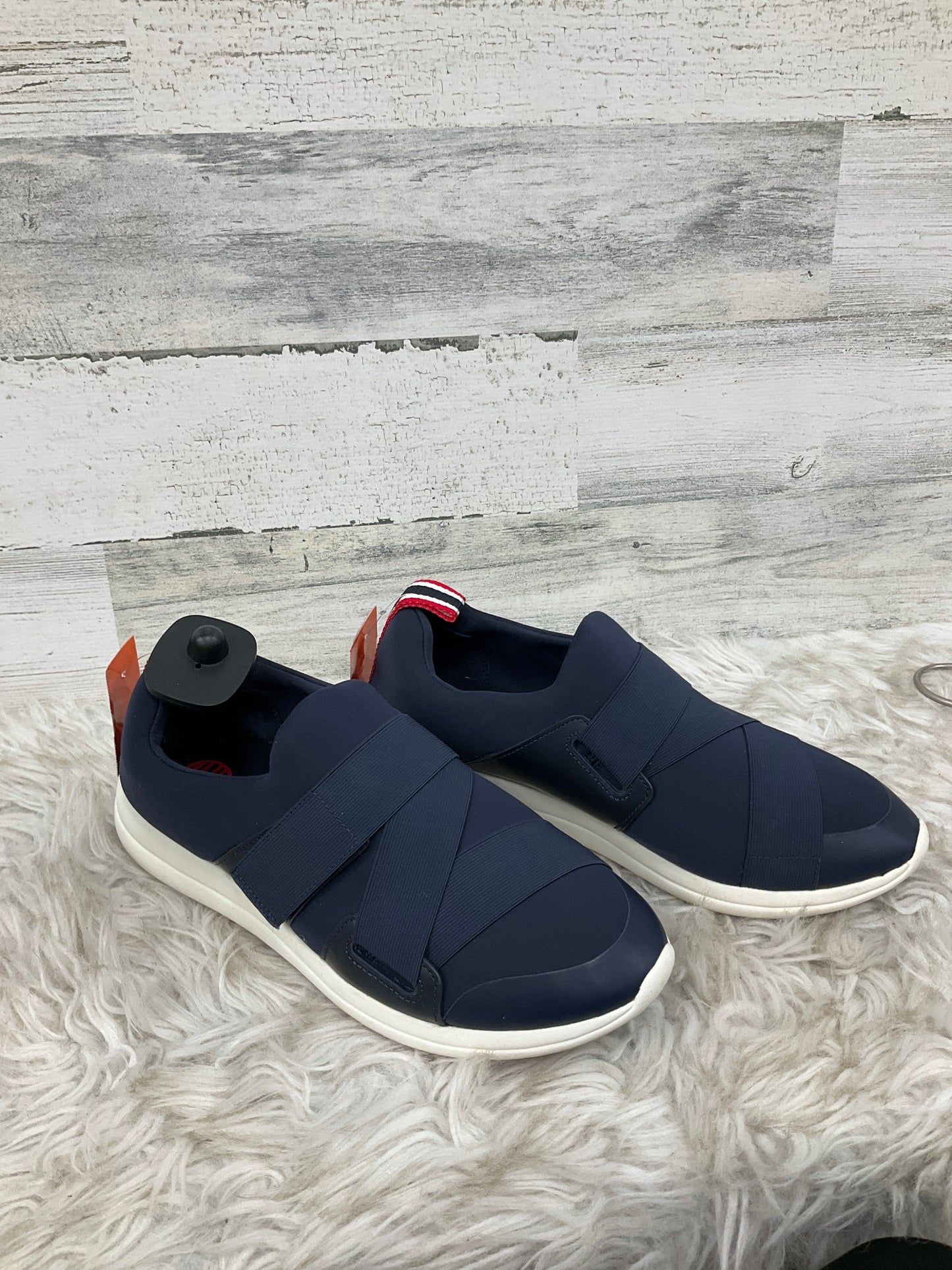 Shoes Sneakers By Tommy Hilfiger In Navy, Size: 10