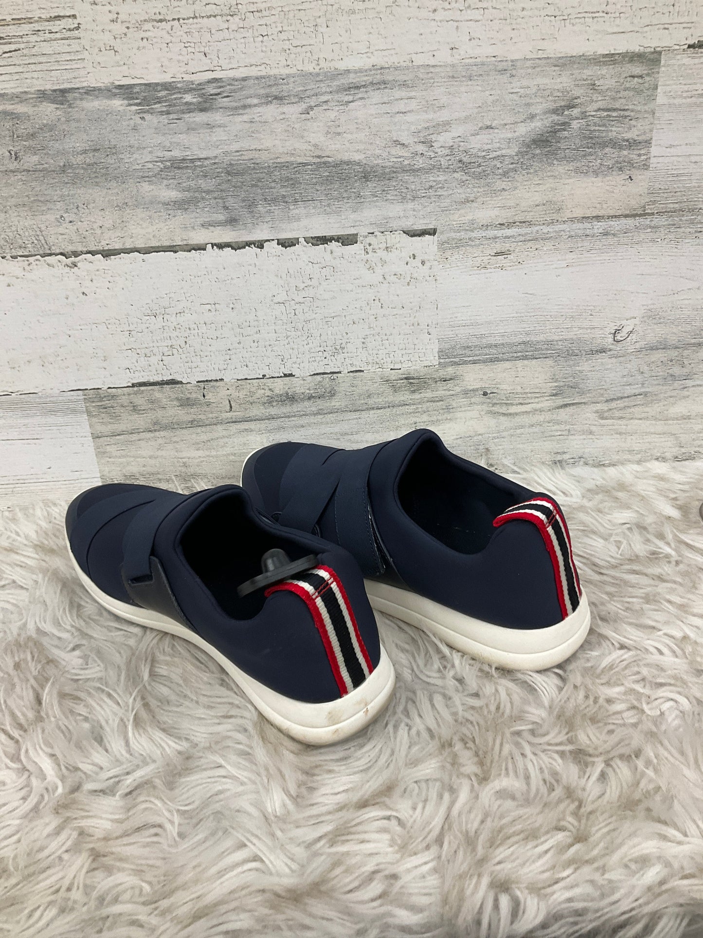 Shoes Sneakers By Tommy Hilfiger In Navy, Size: 10