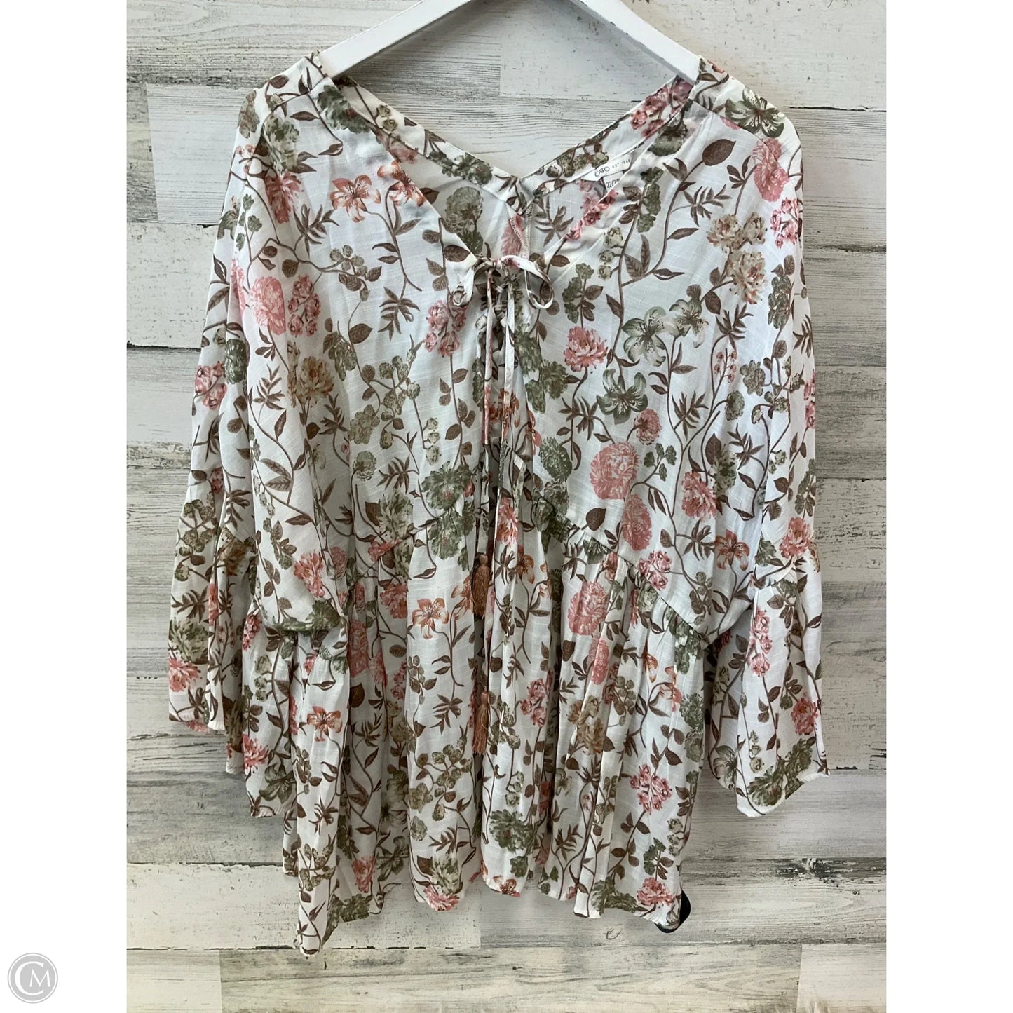 Top Short Sleeve By Cato In Cream, Size: 3x