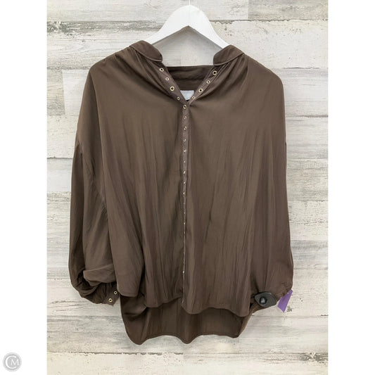 Top Short Sleeve By Chicos In Brown, Size: M