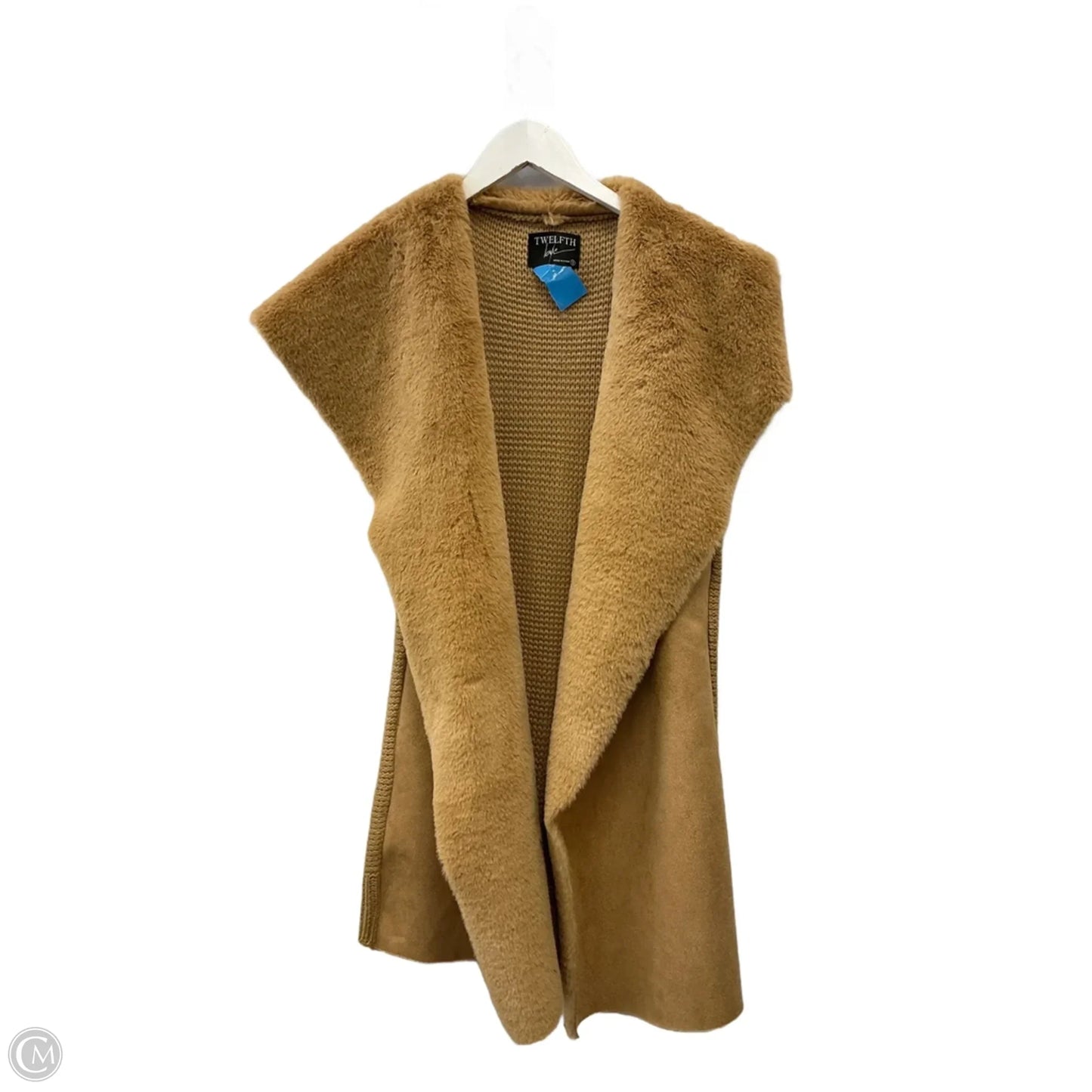 Vest Faux Fur & Sherpa By Clothes Mentor In Tan, Size: S