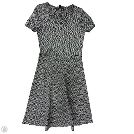 Dress Sweater By Ann Taylor In Black & White, Size: Sp