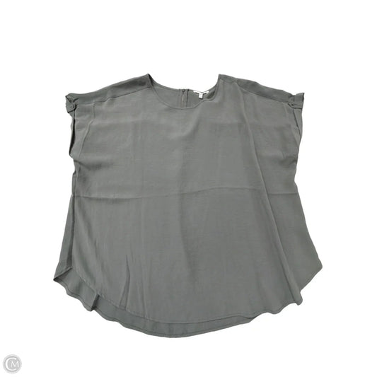 Top Short Sleeve By Maurices In Green, Size: 1x