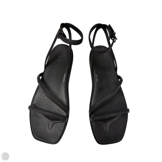 Sandals Flats By Crocs In Black, Size: 10