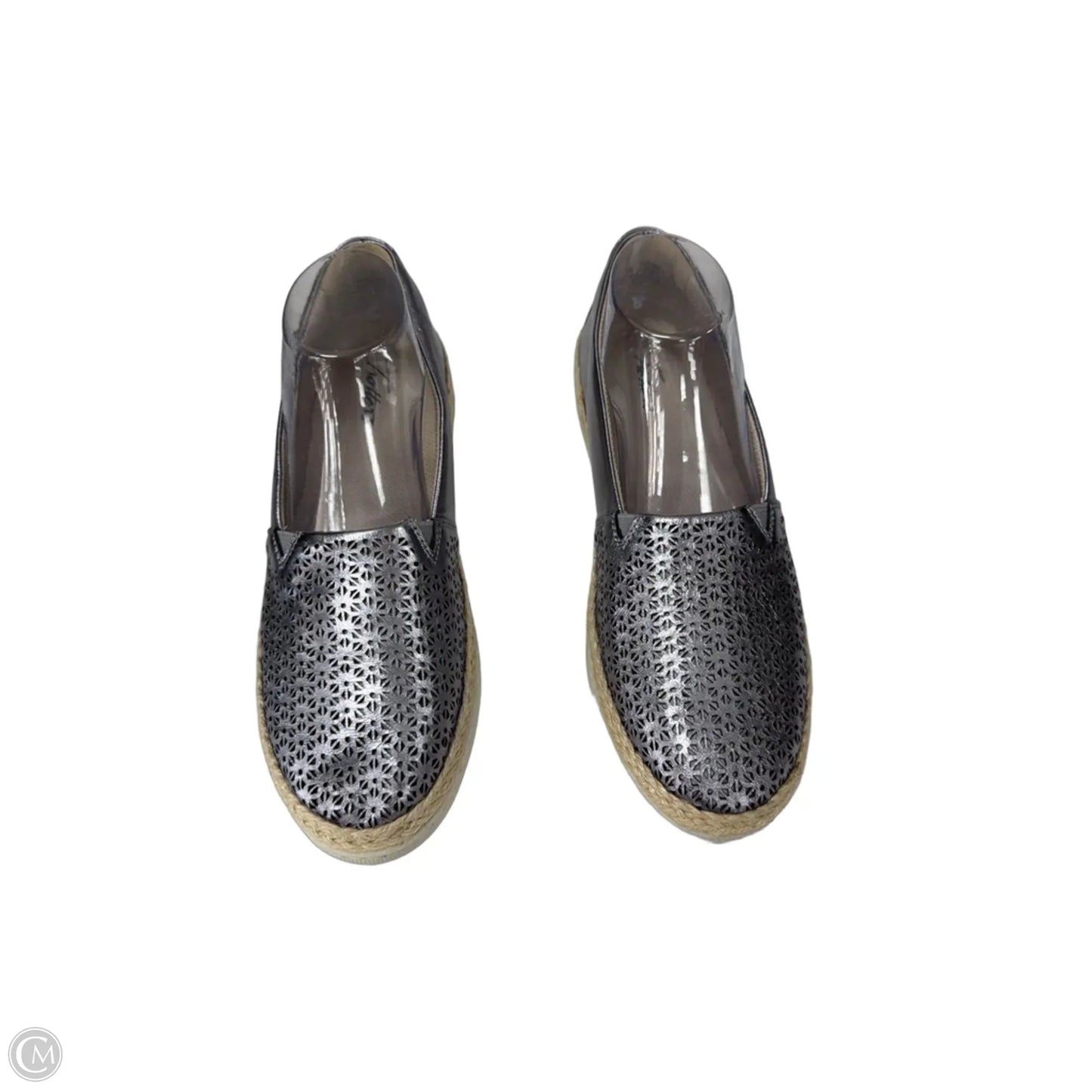 Shoes Flats By Trotters In Silver, Size: 9.5