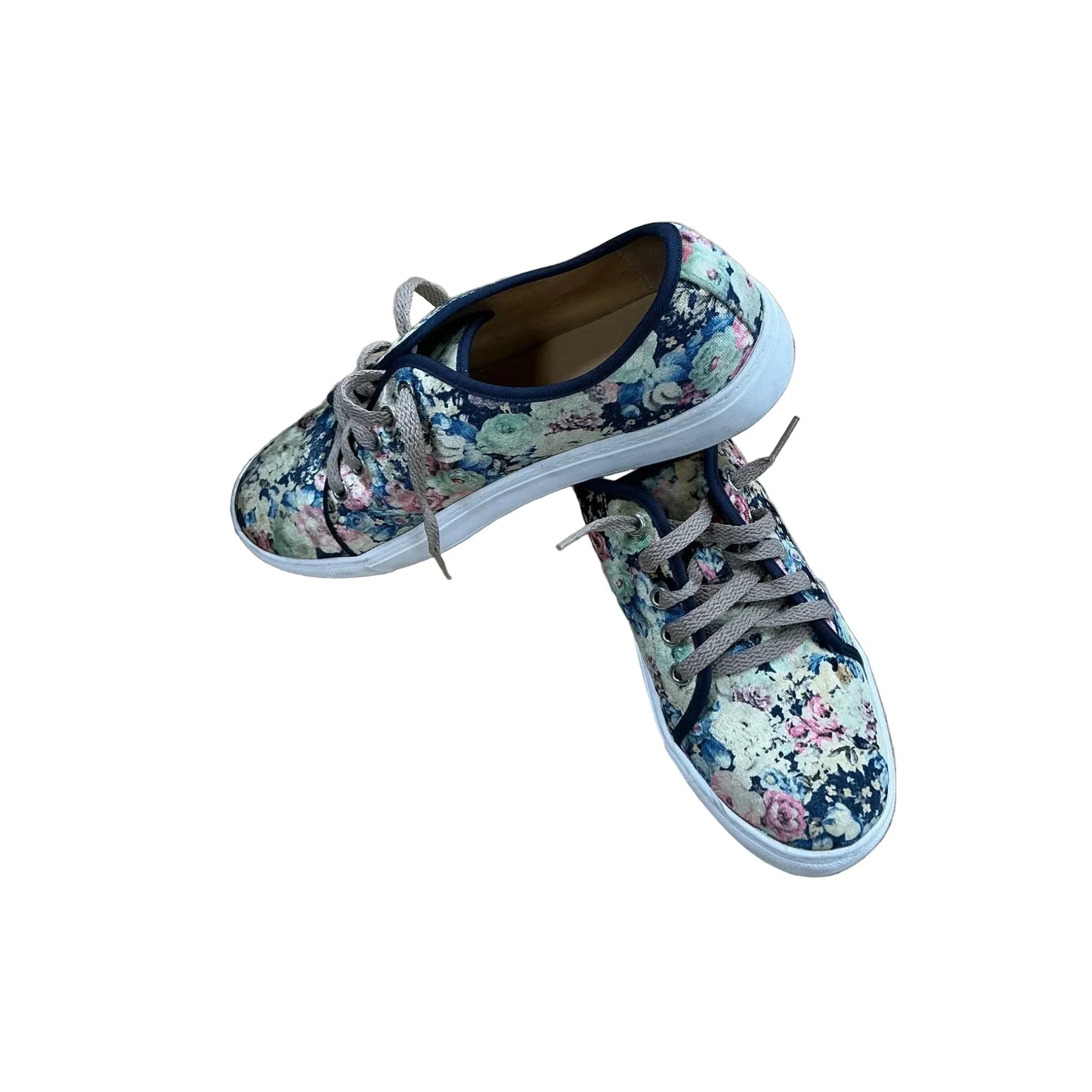 Shoes Sneakers By Clothes Mentor In Floral Print, Size: 8.5