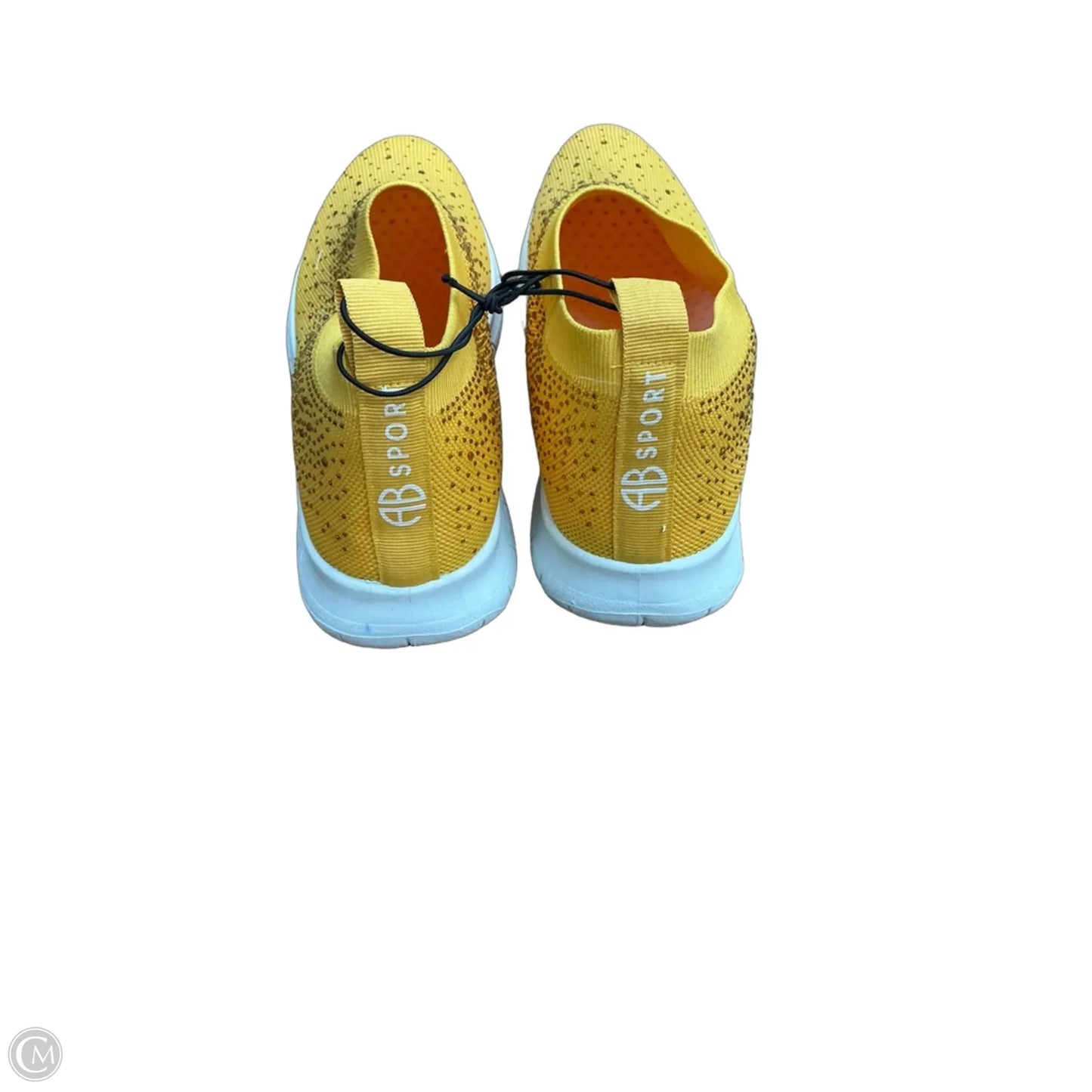 Shoes Sneakers By Clothes Mentor In Yellow, Size: 11