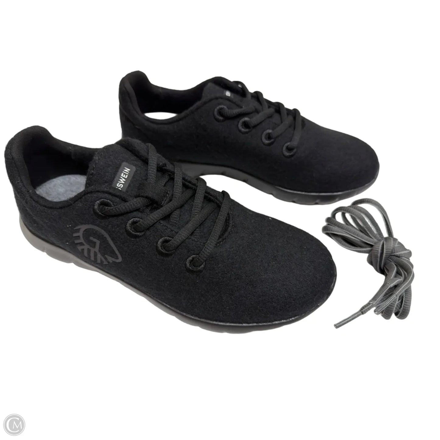 Shoes Sneakers By Giesswein In Black, Size: 7