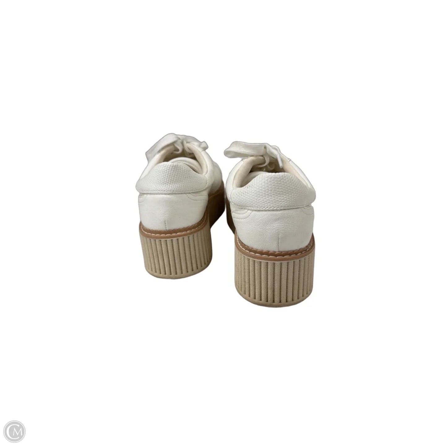 Shoes Sneakers By Dv In White, Size: 10