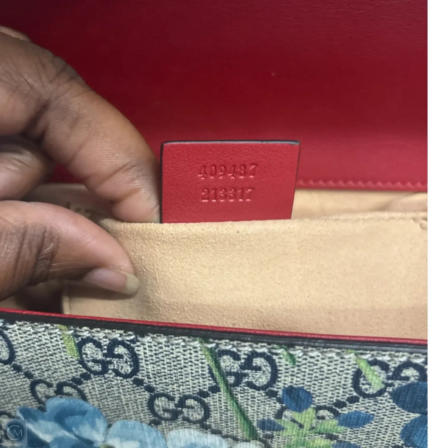 Handbag Luxury Designer By Gucci, Size: Small