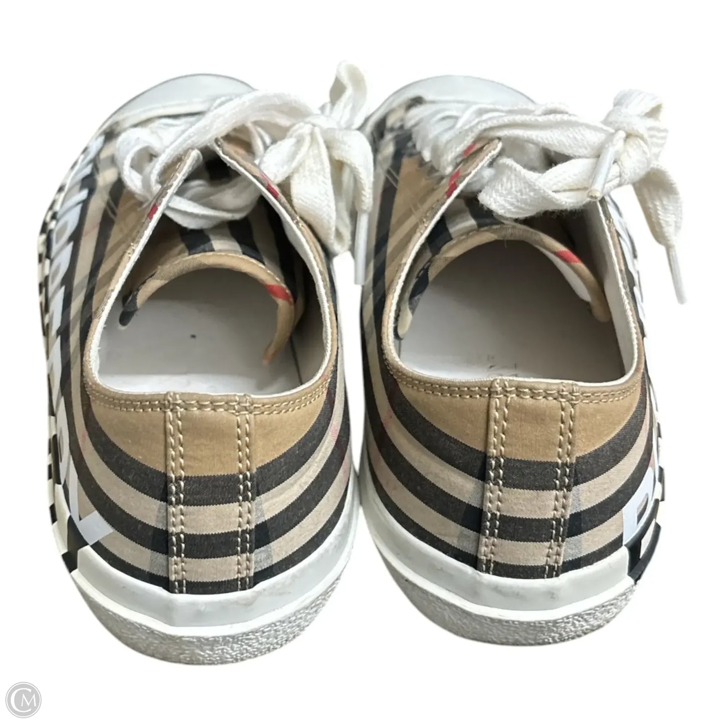 Shoes Luxury Designer By Burberry In Plaid Pattern, Size: