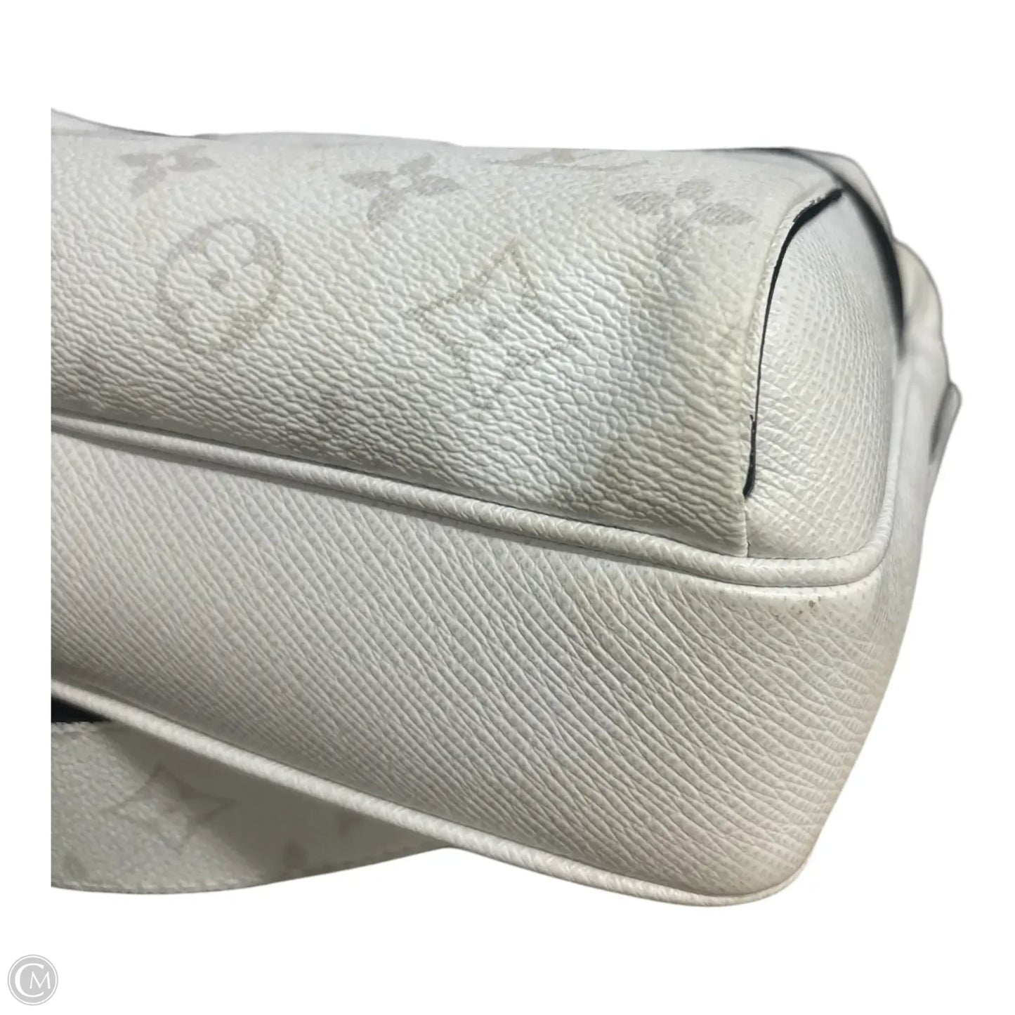 Handbag Luxury Designer By Louis Vuitton, Size: Small