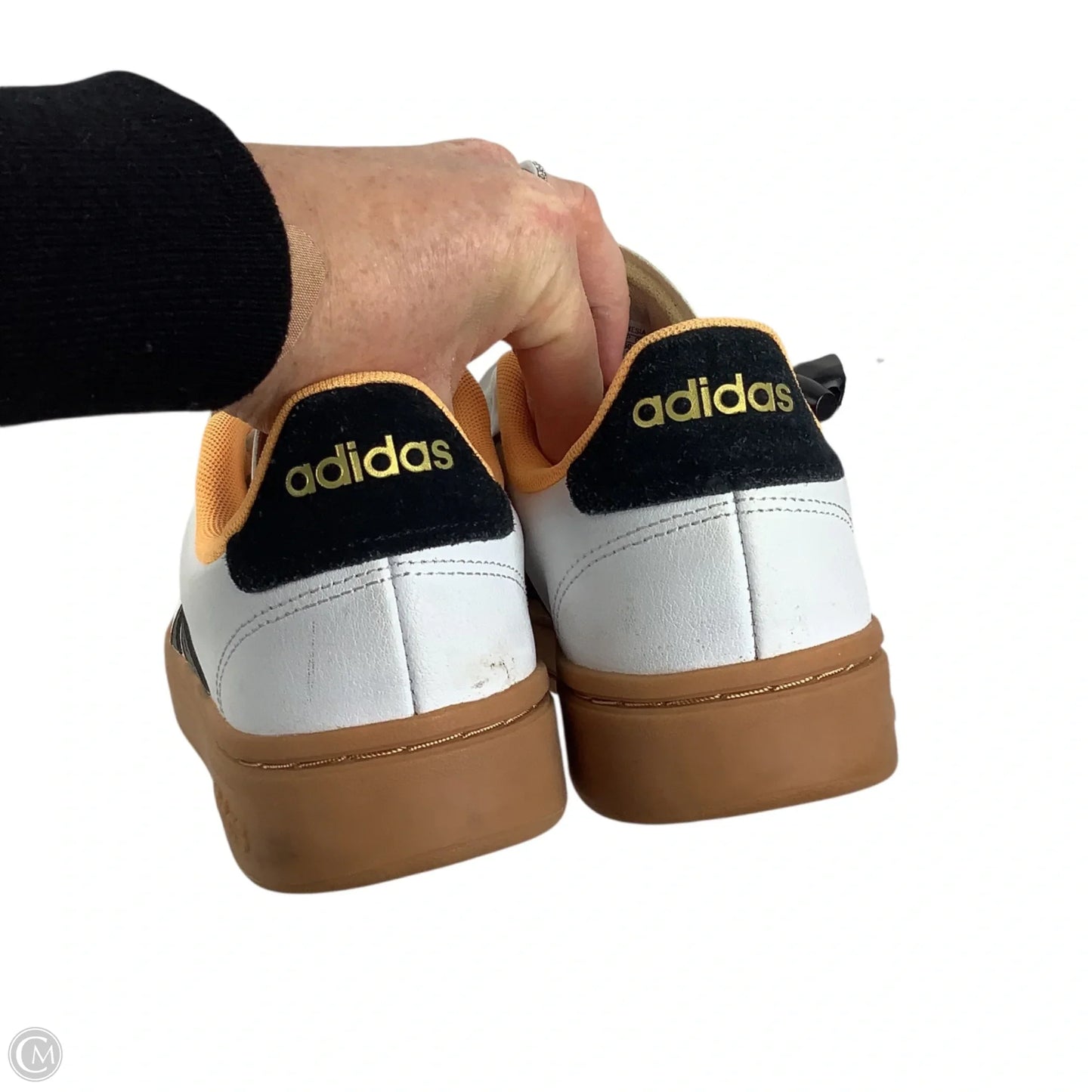 Shoes Sneakers By Adidas In White, Size: 8