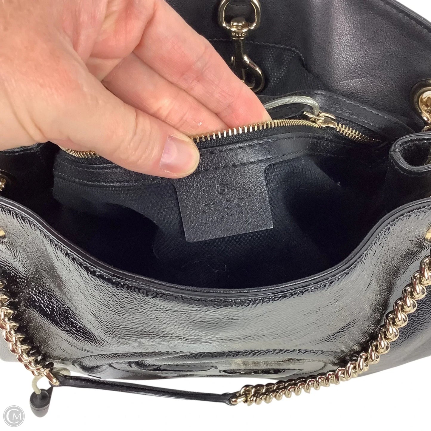 Handbag Luxury Designer By Gucci, Size: Medium