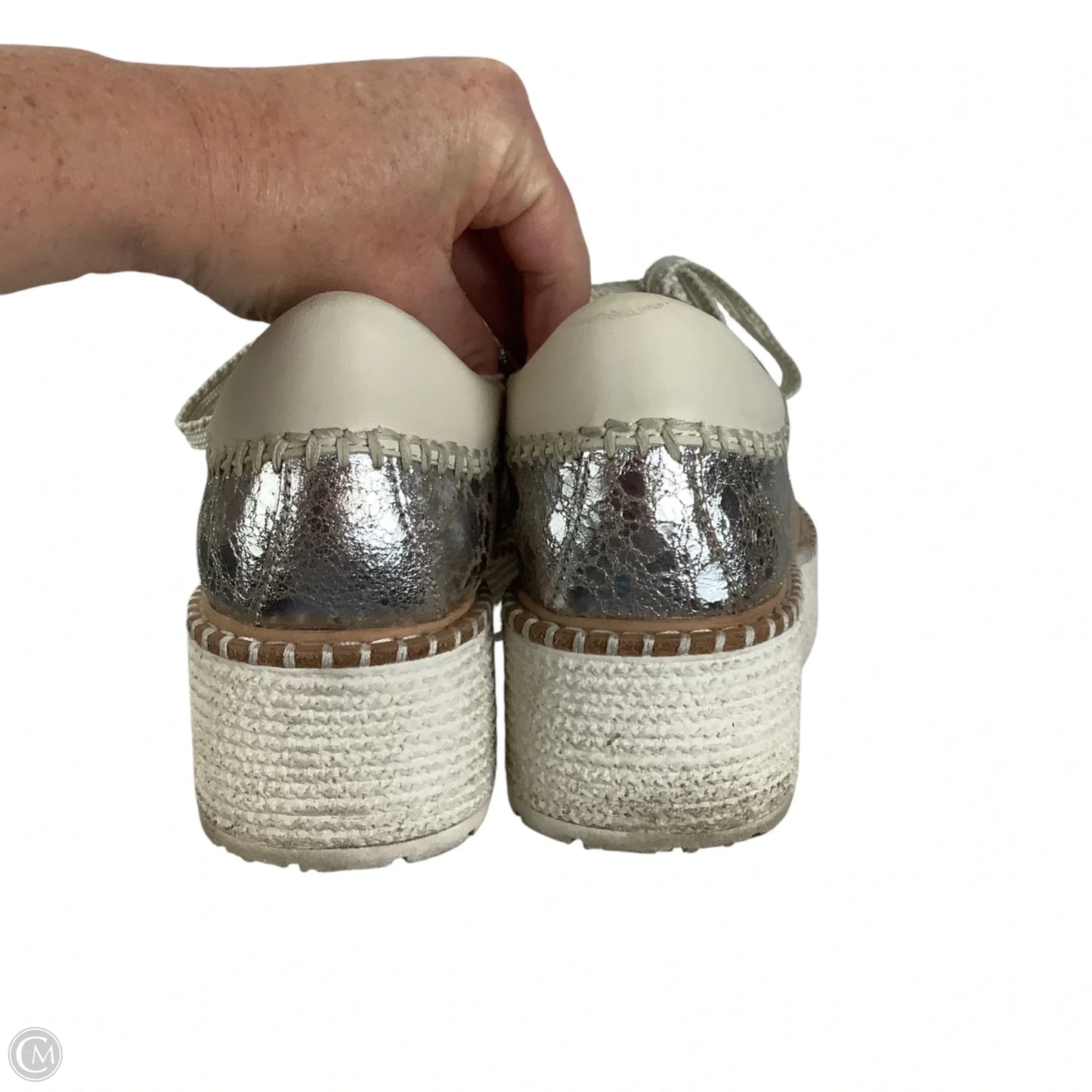 Shoes Sneakers By Dolce Vita In Silver, Size: 7.5