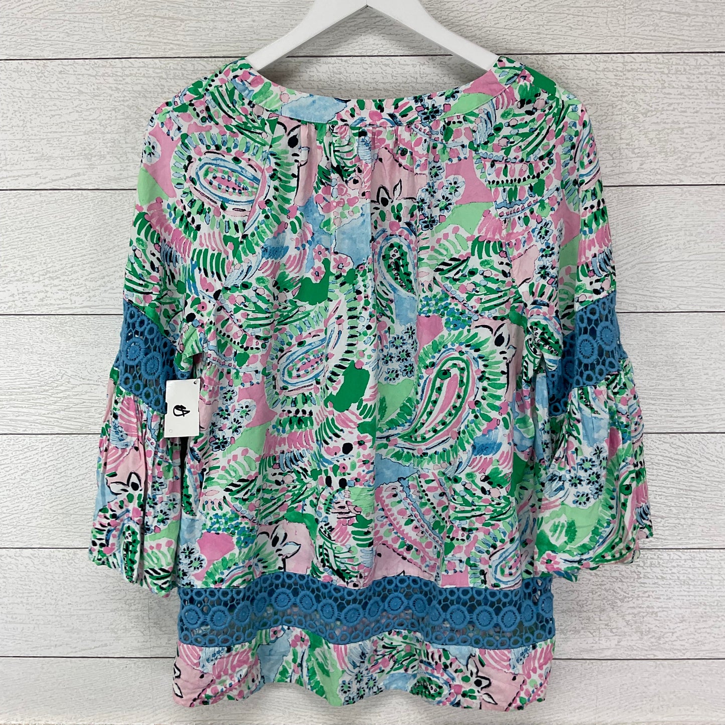 Top Long Sleeve By Crown And Ivy In Multi-colored, Size: M