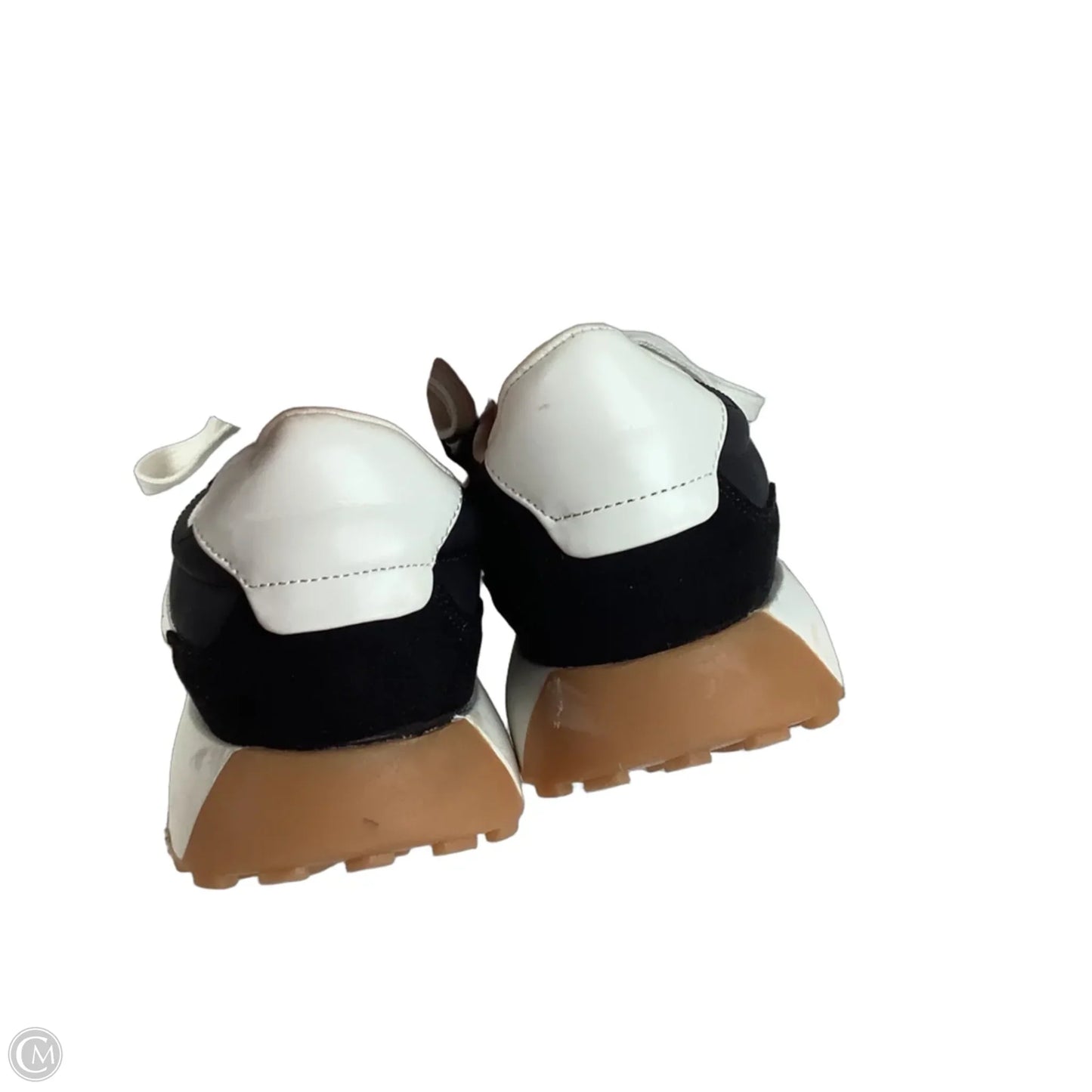 Shoes Sneakers By Steve Madden In Black & White, Size: 10